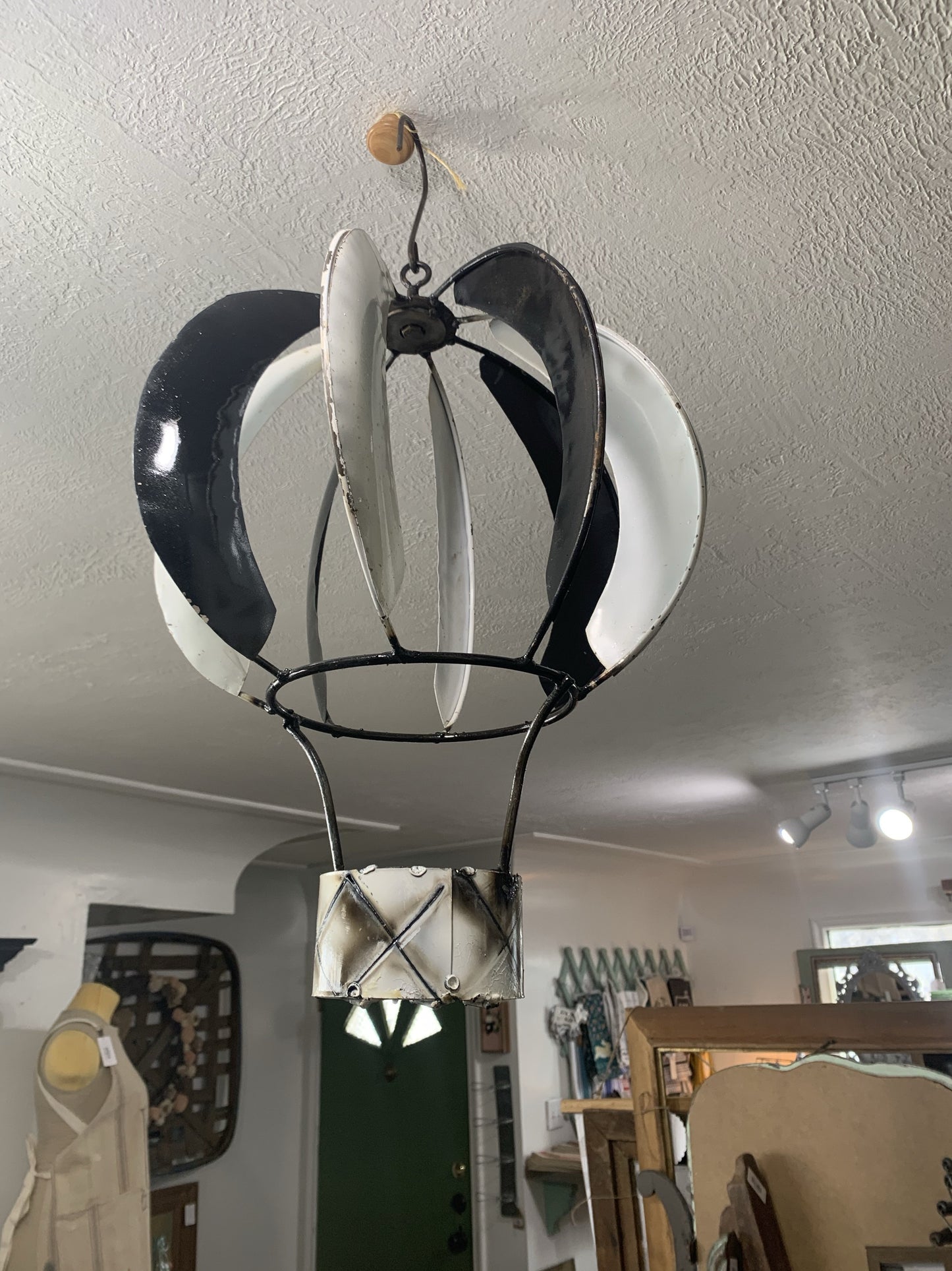 Black and White Balloon Lamp