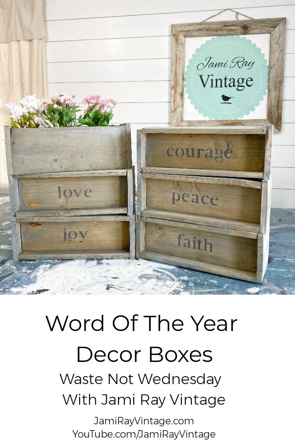 Saving Money On Christmas Gifts | WNW Jami Ray Vintage