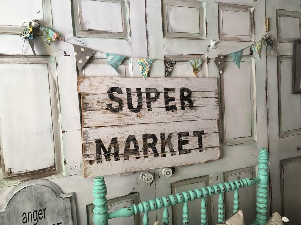How To | Fixer Upper Super Market Sign | Pallet Sign Jami Ray Vintage