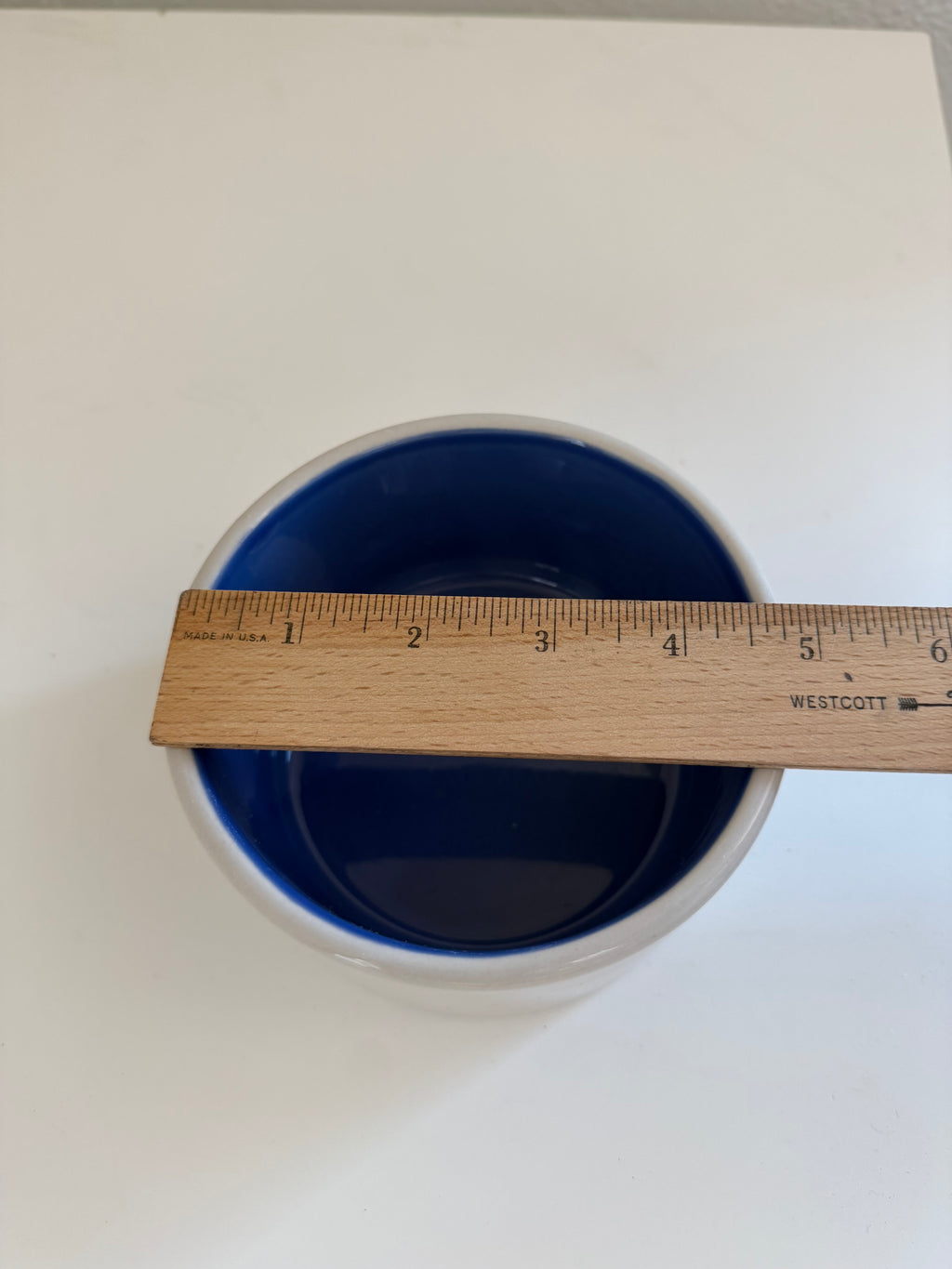 Pet stoneware crock