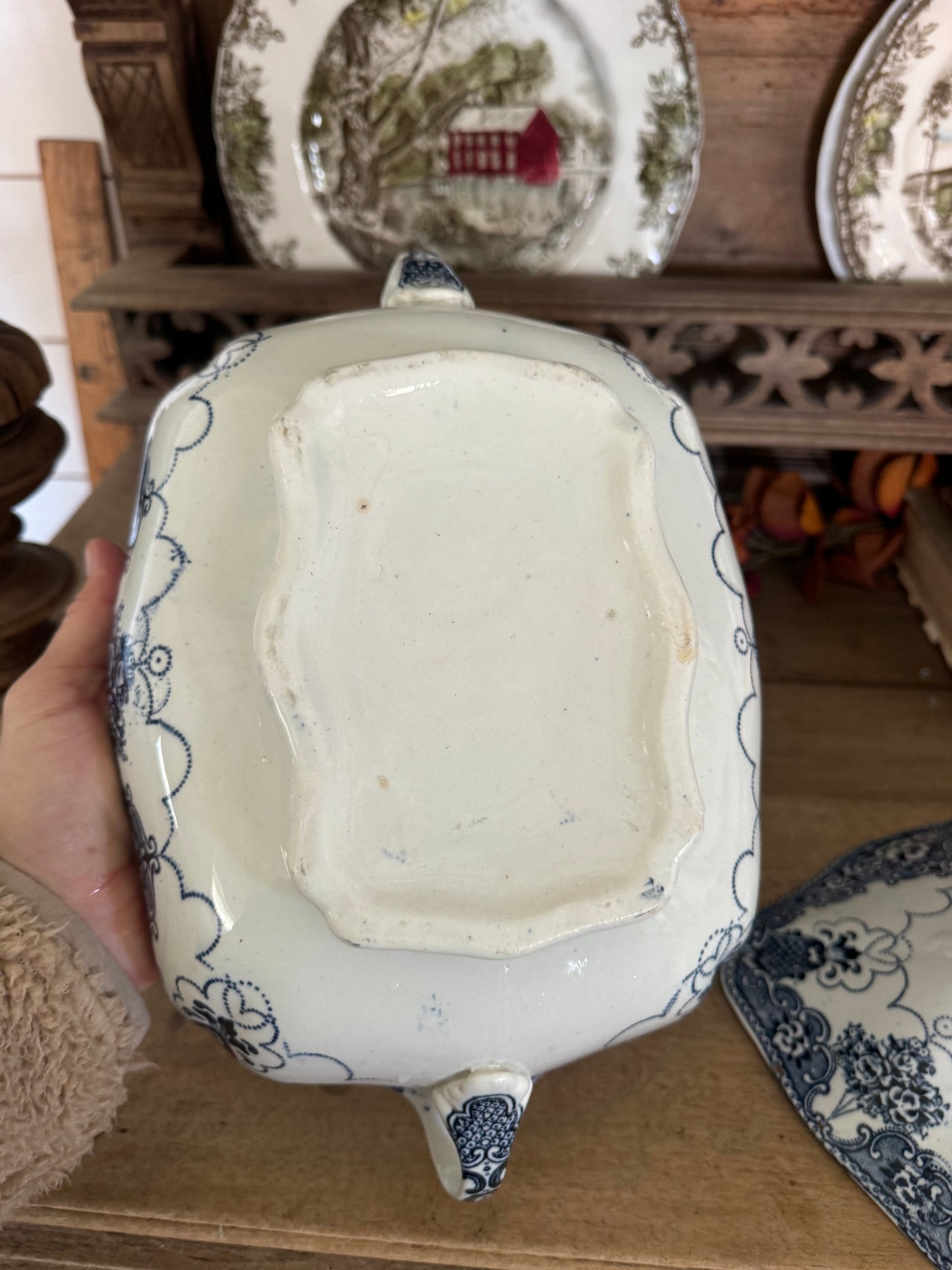 English Blue & White Soup Tourine Ironstone not marked