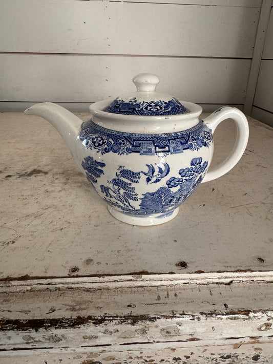 Antique Ridgway Blue Willow Pattern Tea Pot