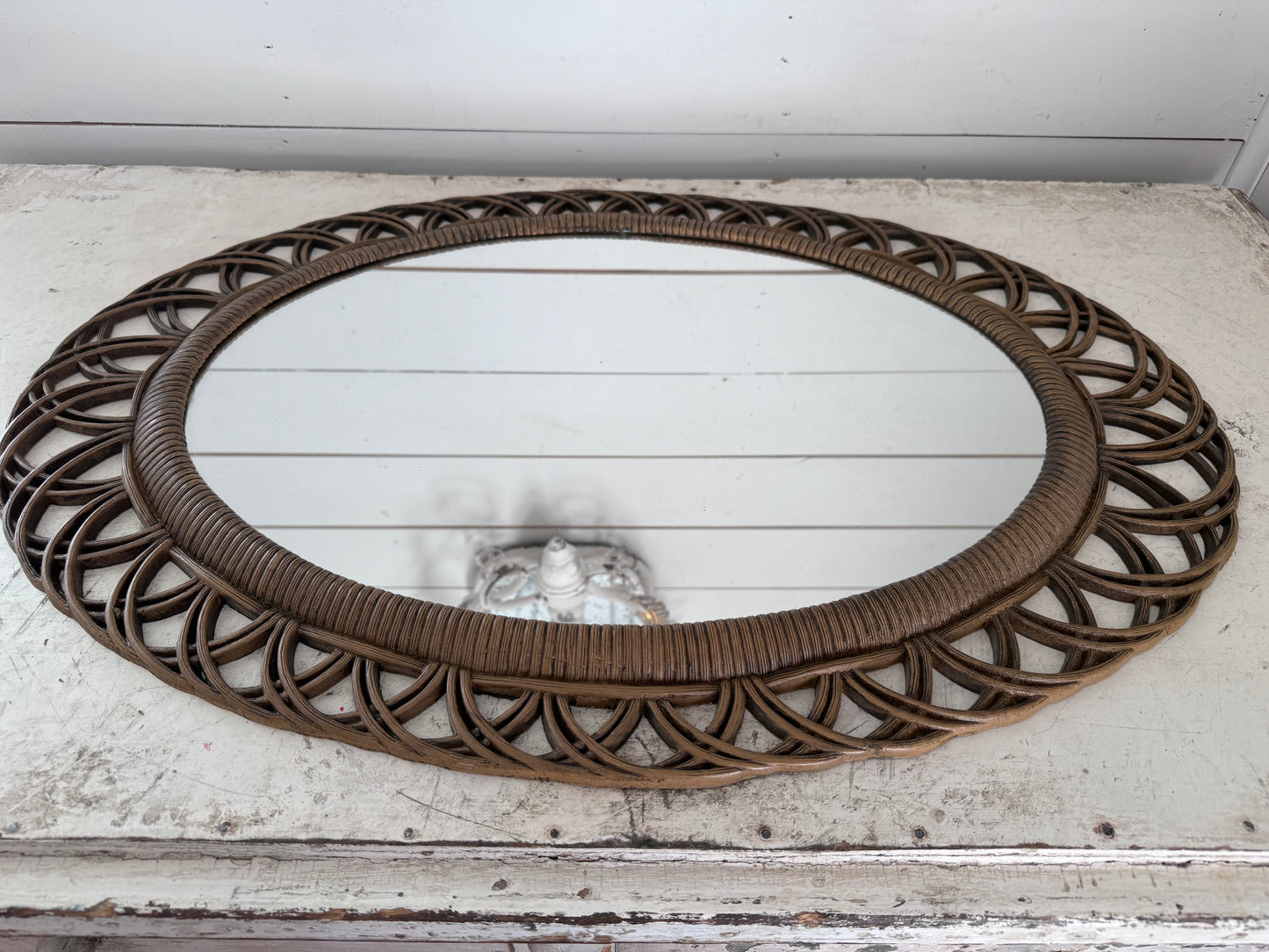 Oval Mirror will be painted