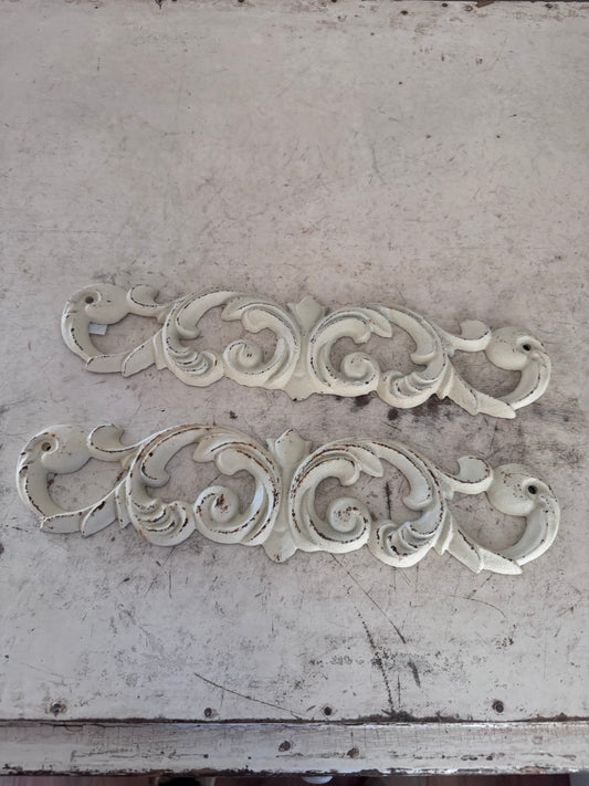 Cast iron Scroll topper pair