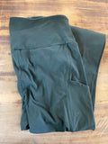 Green medium leggings - slight ware on bottom- Downeast