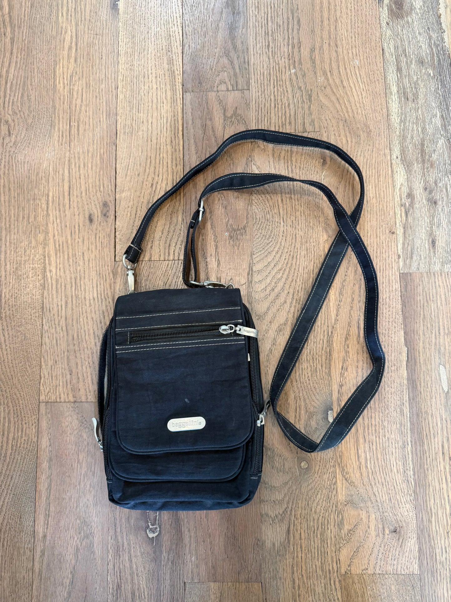 Baggallini Journey Purse RFID Pocket Crossbody Bag Black Nylon