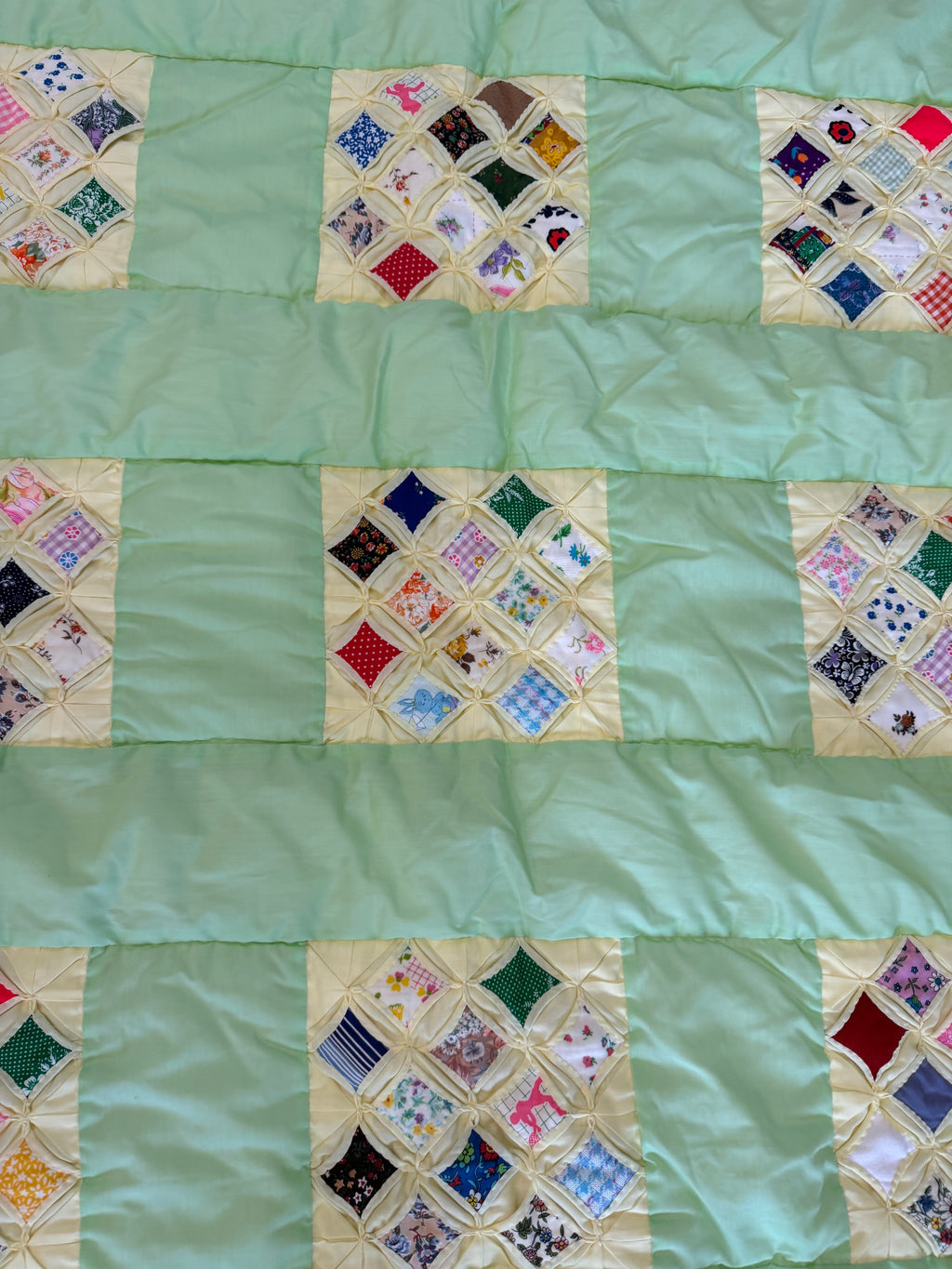 Cathedral Vintage-Style Quilt Featuring a Nine Patch Pattern Full