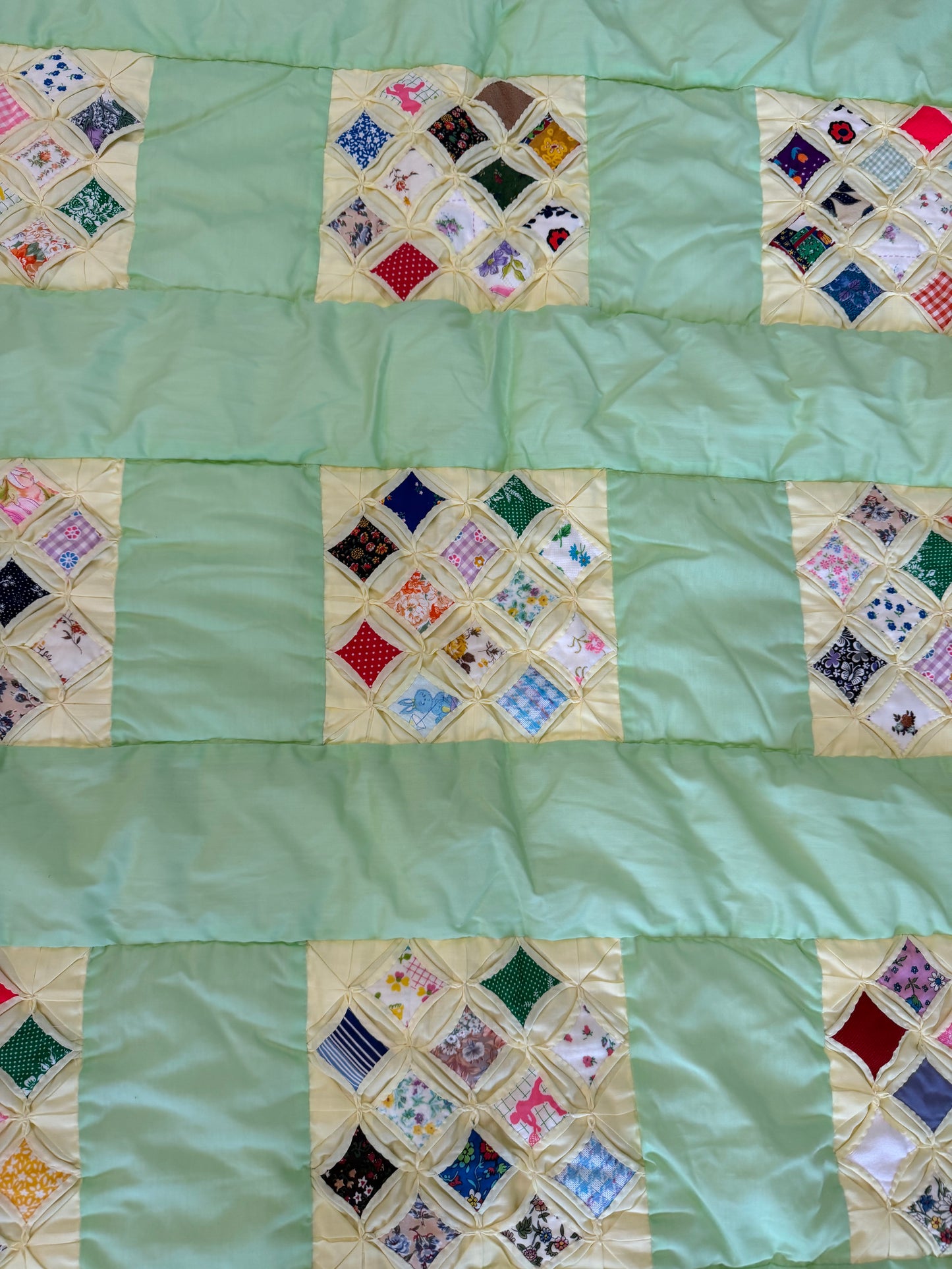 Cathedral Vintage-Style Quilt Featuring a Nine Patch Pattern Full