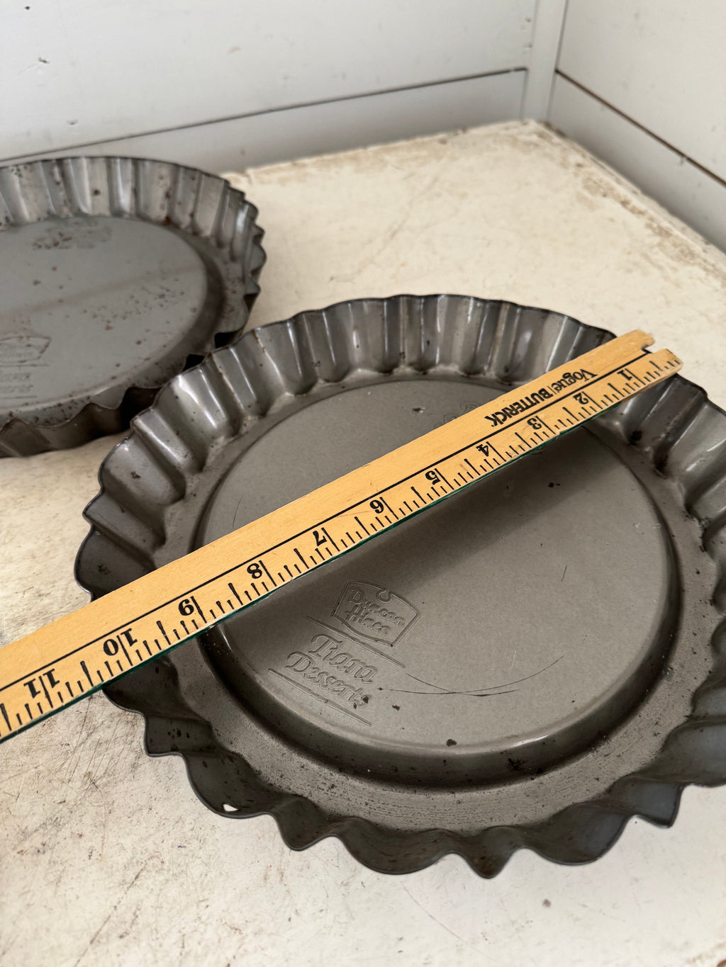 Set of pans will be made into tiered tray
