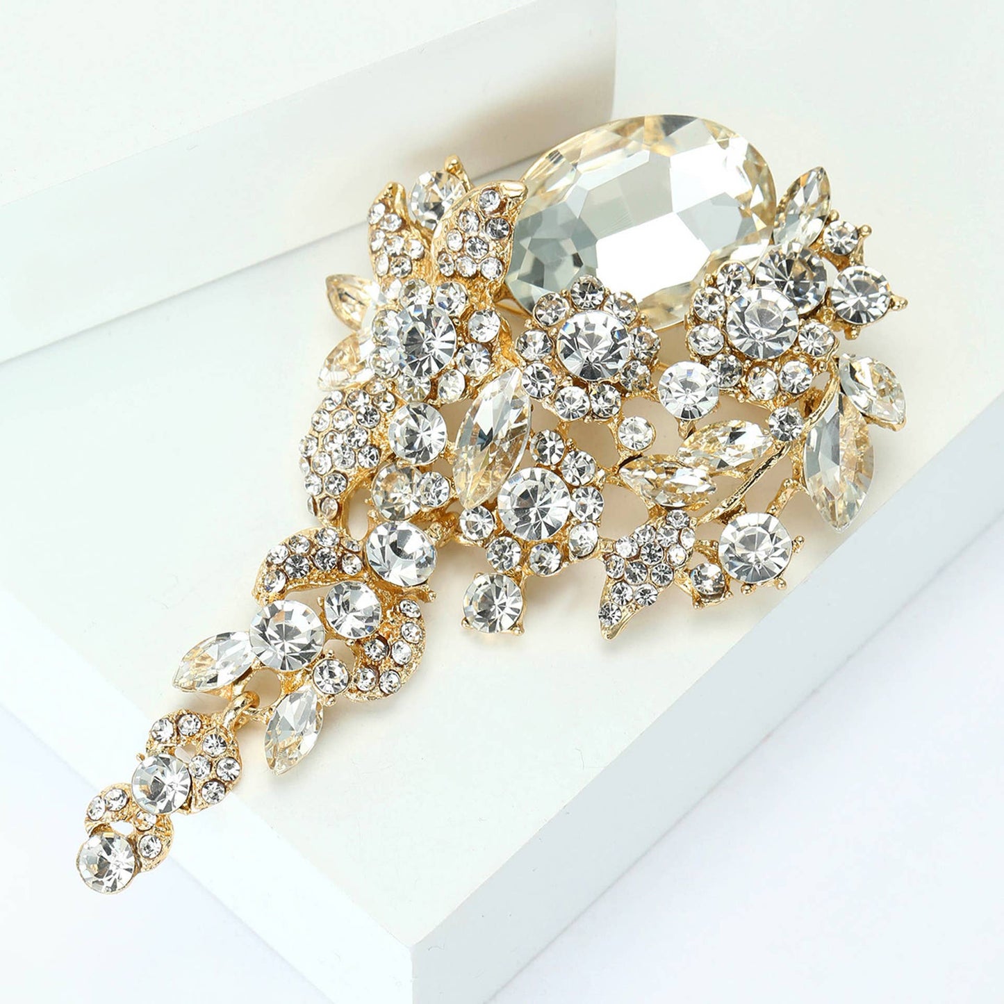 Elegant Vintage Large Floral Rhinestone Brooch