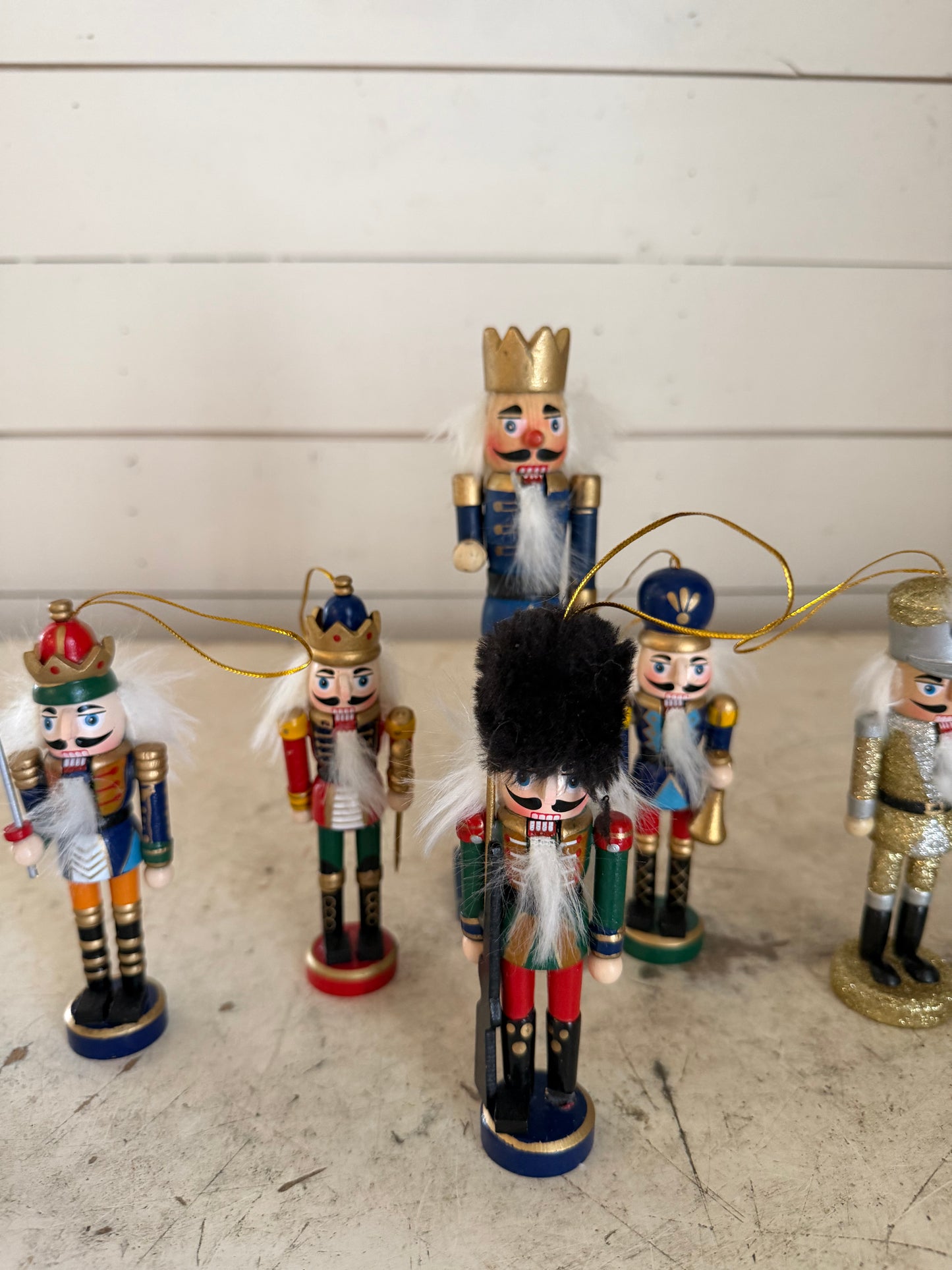 Set of nutcrackers as found one missing hand