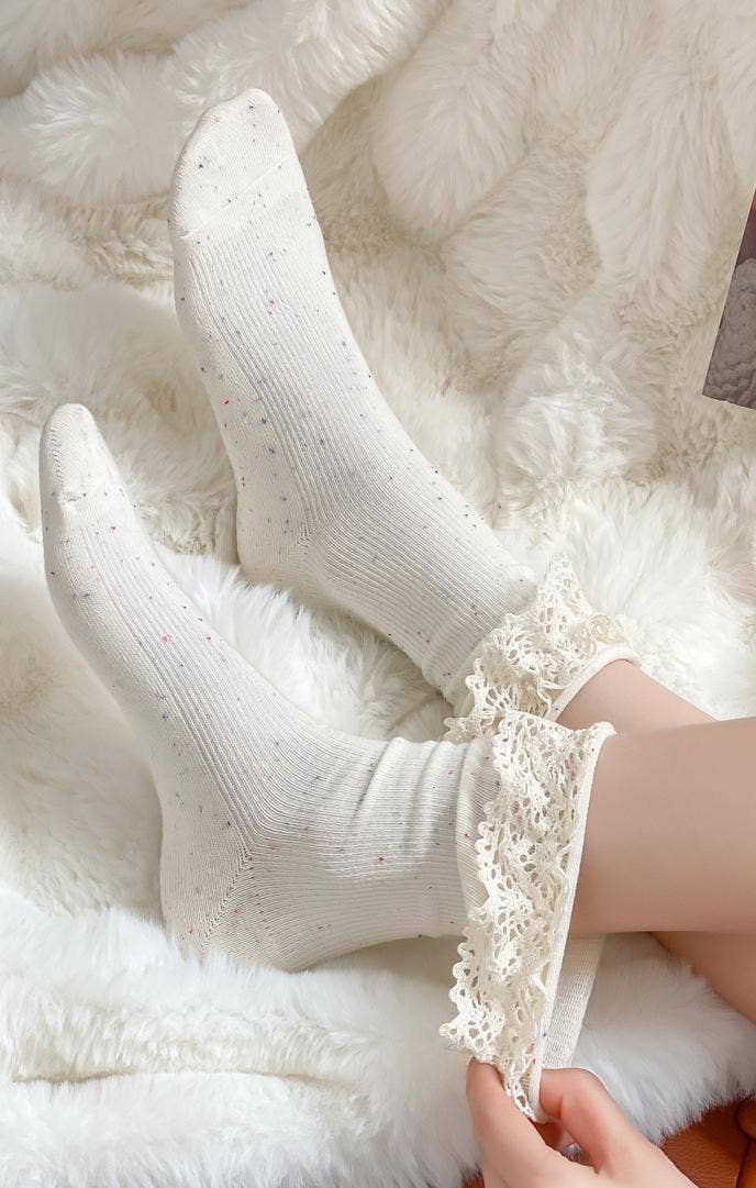 Lace ruffle girl style solid socks