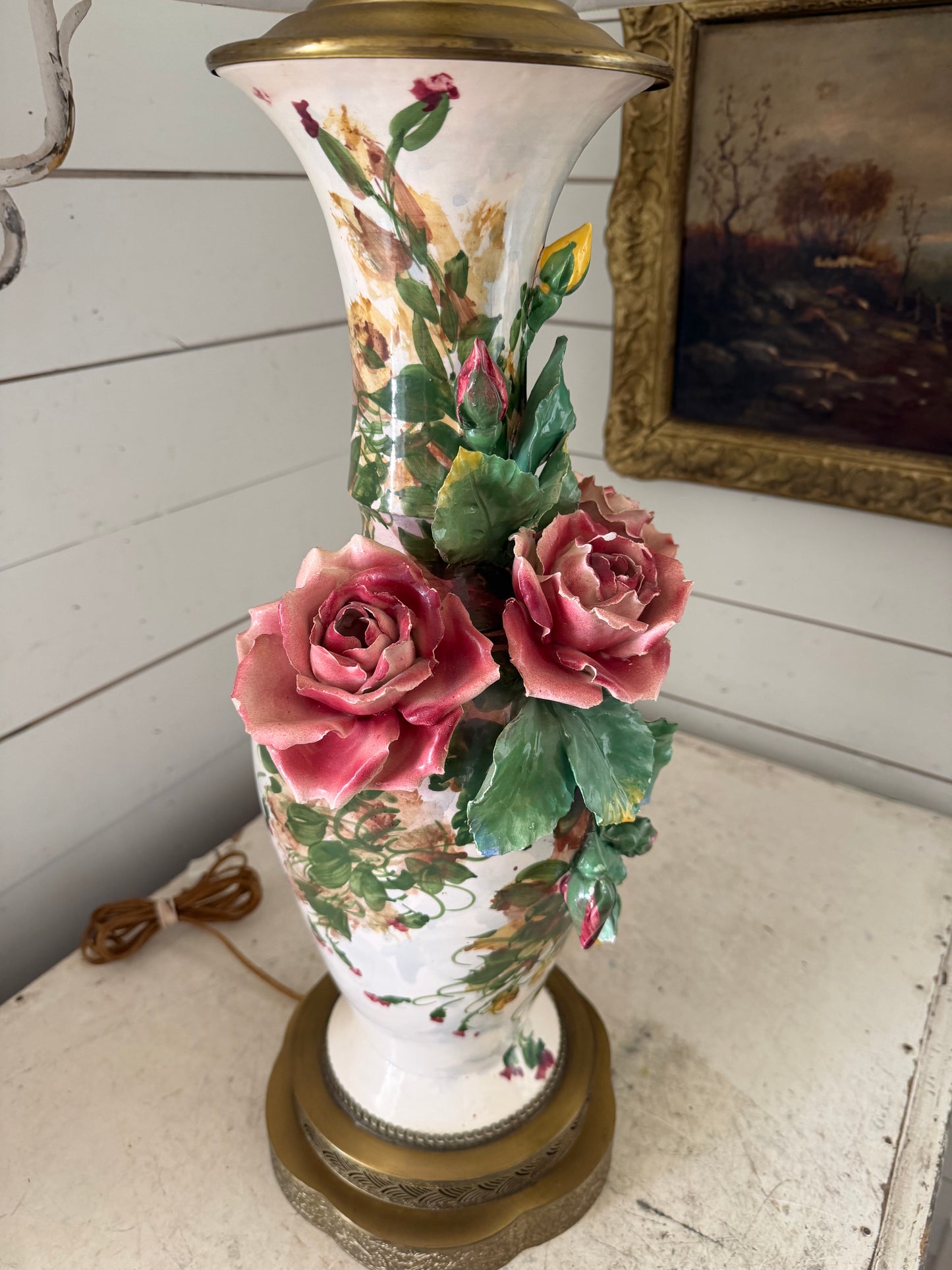 Vintage Capodimonte-style porcelain table lamp - Has Some Small Chips on Flowers