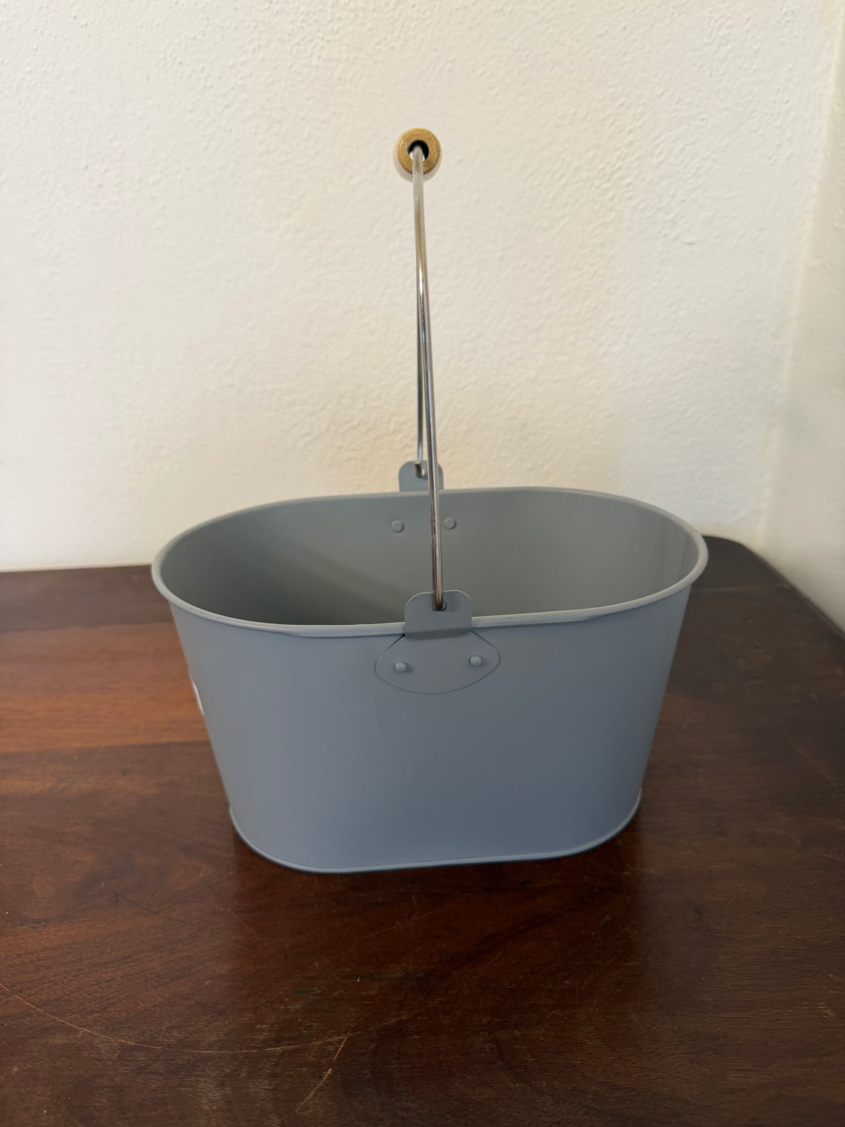 Grove bucket will get iron orchid, designs transfer