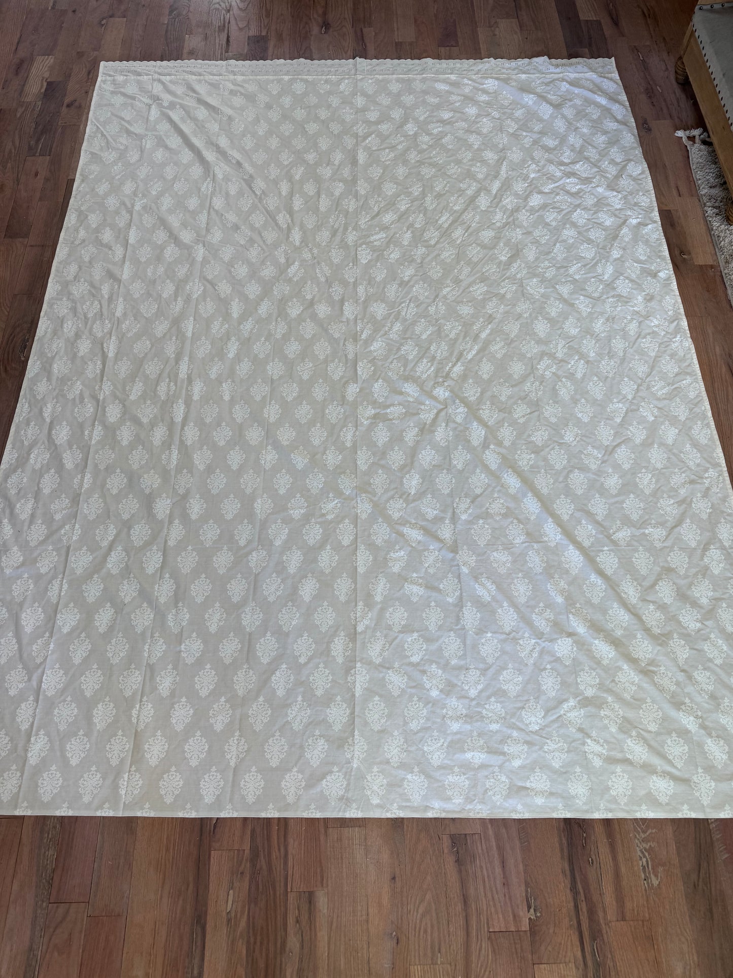 White Damask with Eyelet on top Queen Flat Sheet