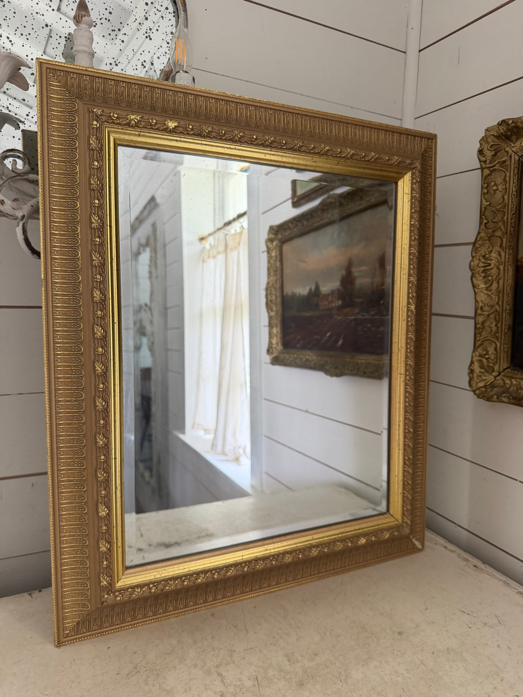Vintage Mirror Will get makeover