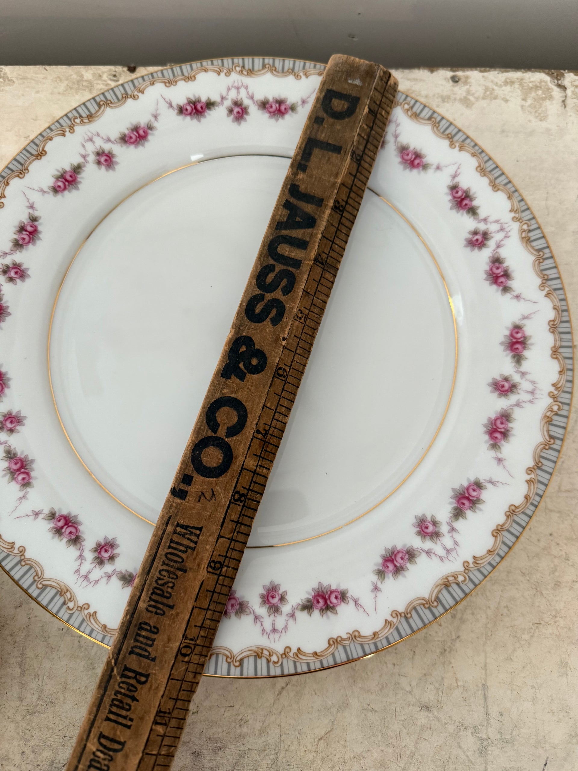 Dinner Plates Noritake China Ridgewood 5201 Noritake Ridgewood 10-1/2" Dinner Plate #5201