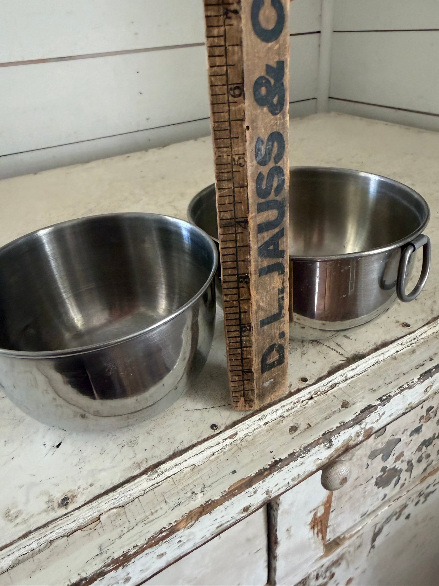 Vintage kids, kitchen, mixing bowls