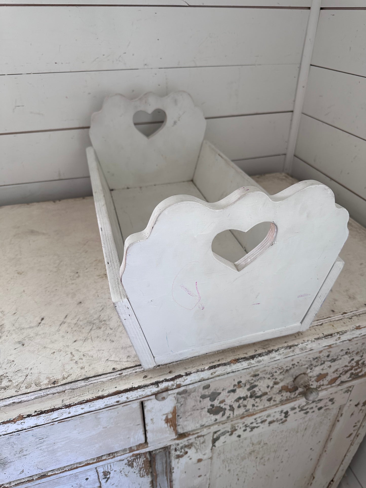 Wooden box, hearts will be cut off and box painted