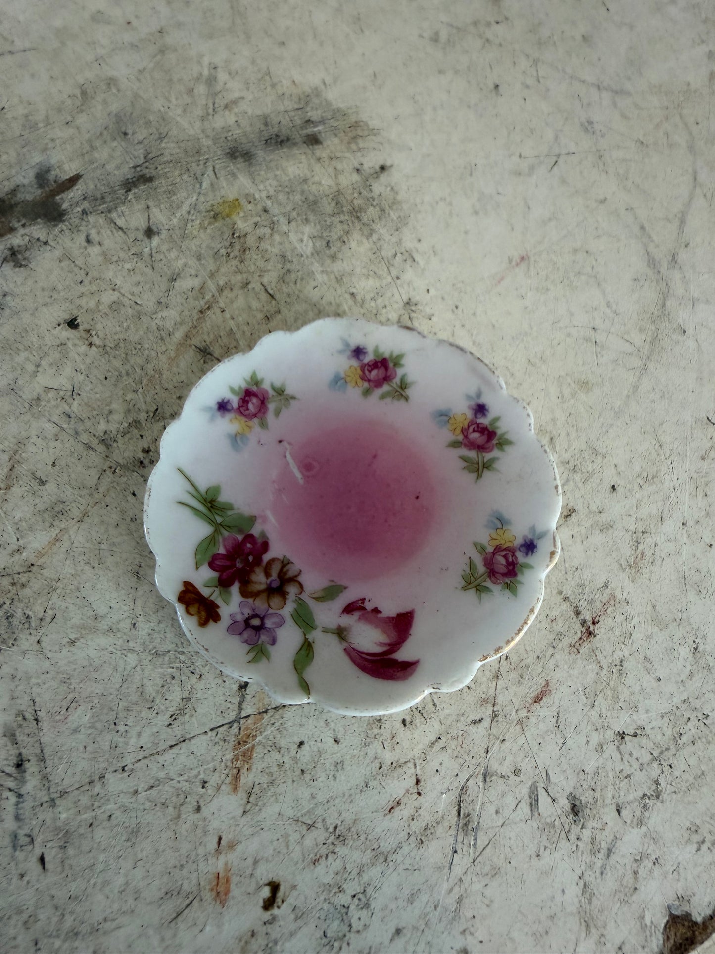 Small floral butter pat Japan