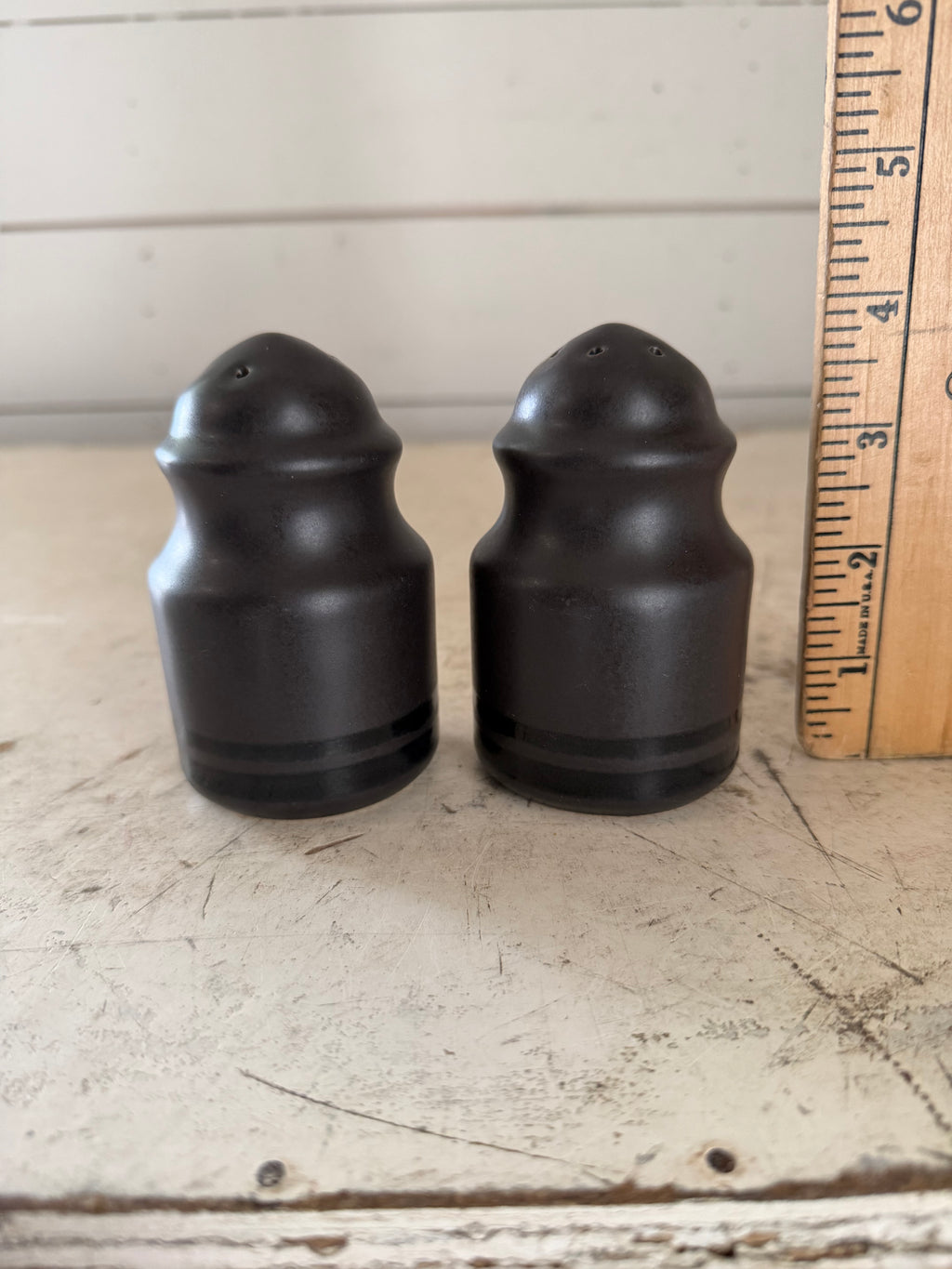 Pfaltzgraff USA Midnight Sun Salt and Pepper Shaker Set Vintage 90s