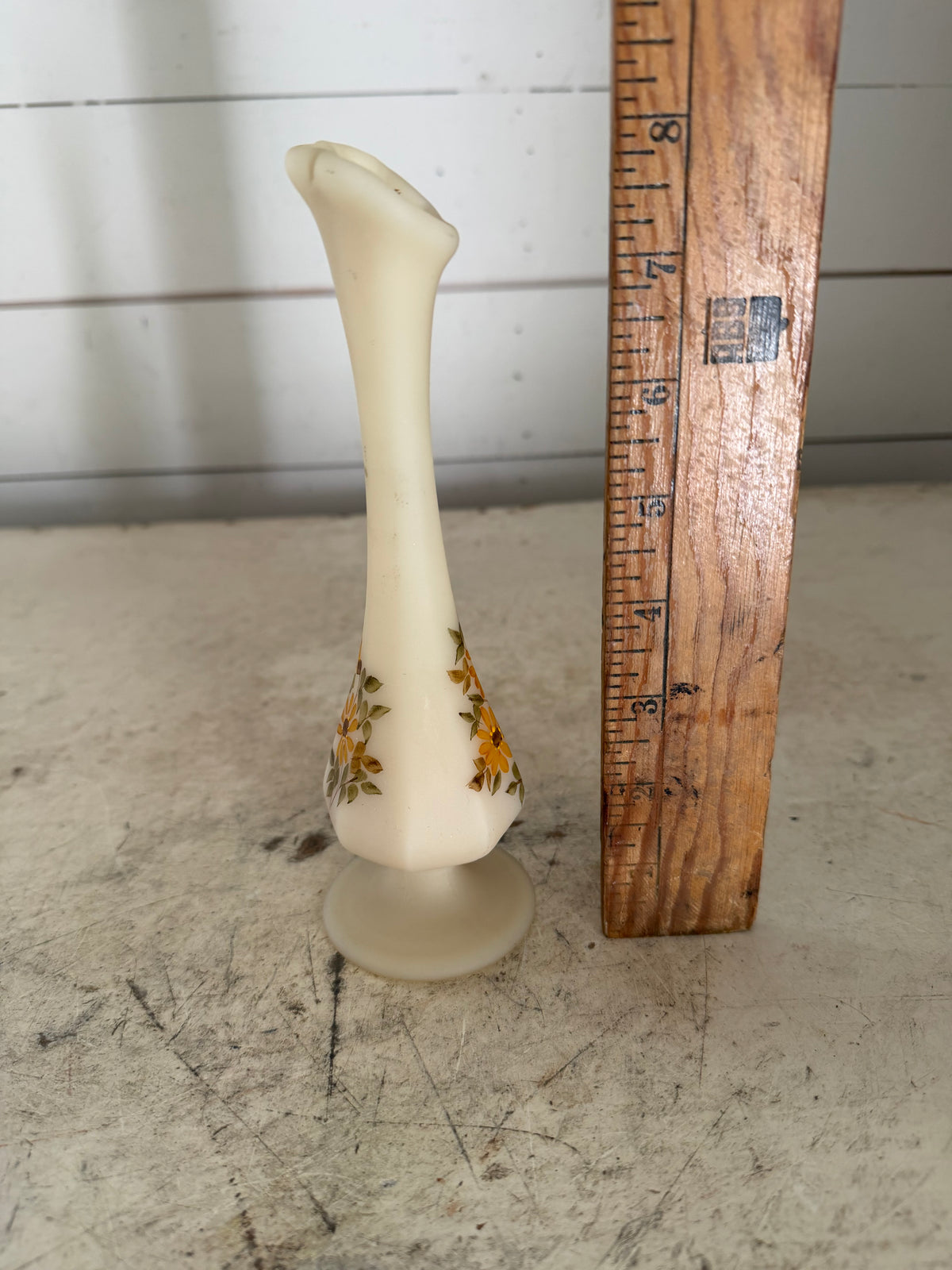 Vintage Fenton Custard Glass Bud Vase Hand Painted Yellow Daisy 8" Signed