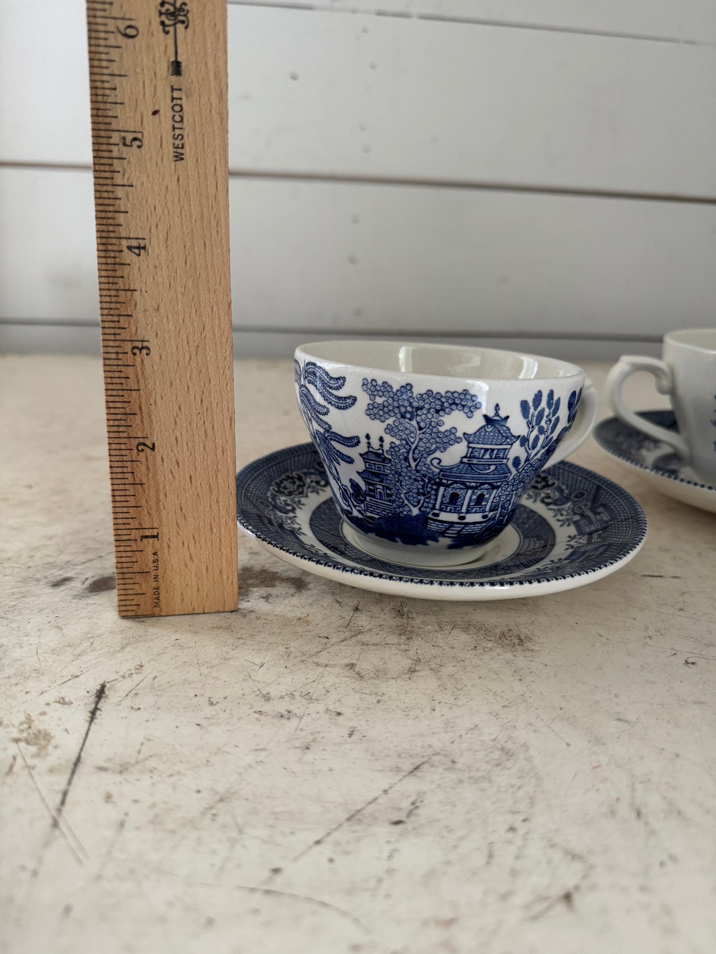 Vintage Broadhurst England Blue Willow Teacup and saucer 5.5" blue & white - each set sold individually