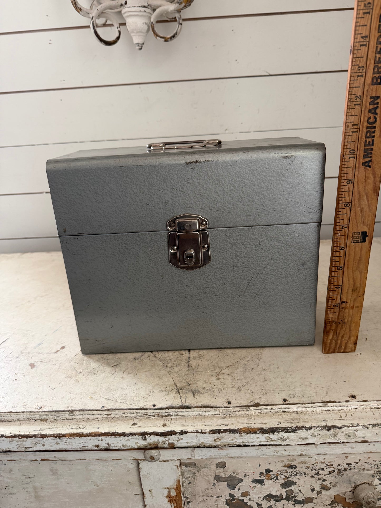 Vintage gray enamel metal porta-file - Will get makeover