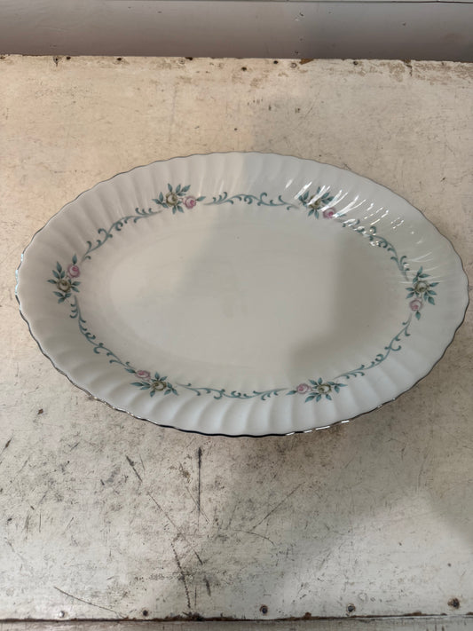 Vintage Silhouette by Syracuse China - Sweetheart Pattern - 14" Platter