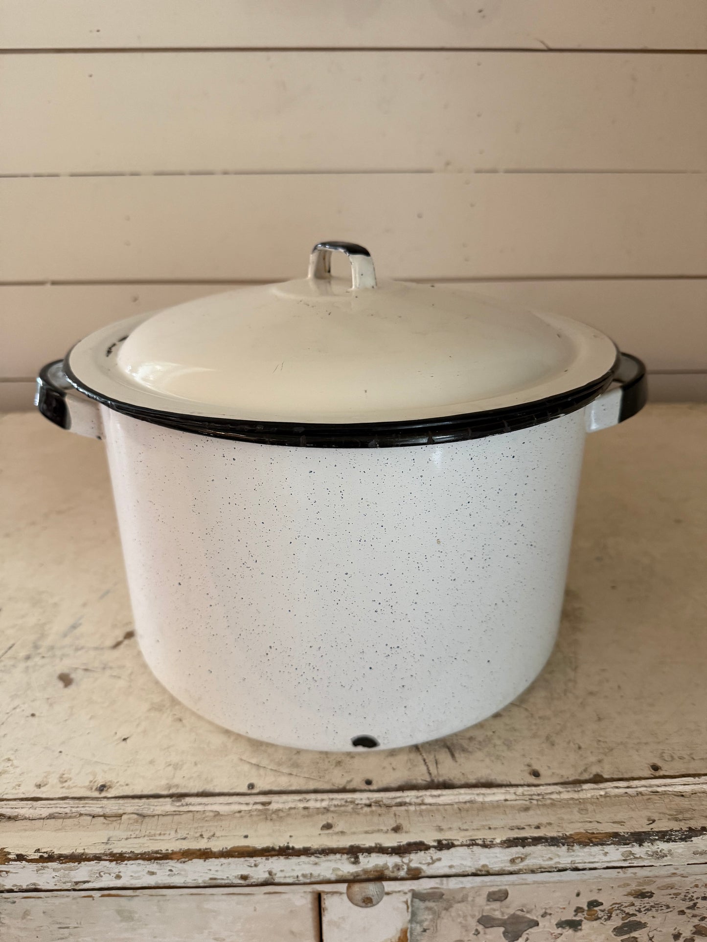 Vintage Enamel Pot with Lid - White Stockpot with Black Trim, Farmhouse Kitchen Decor, Enamelware Soup Pot for Rustic Cooking