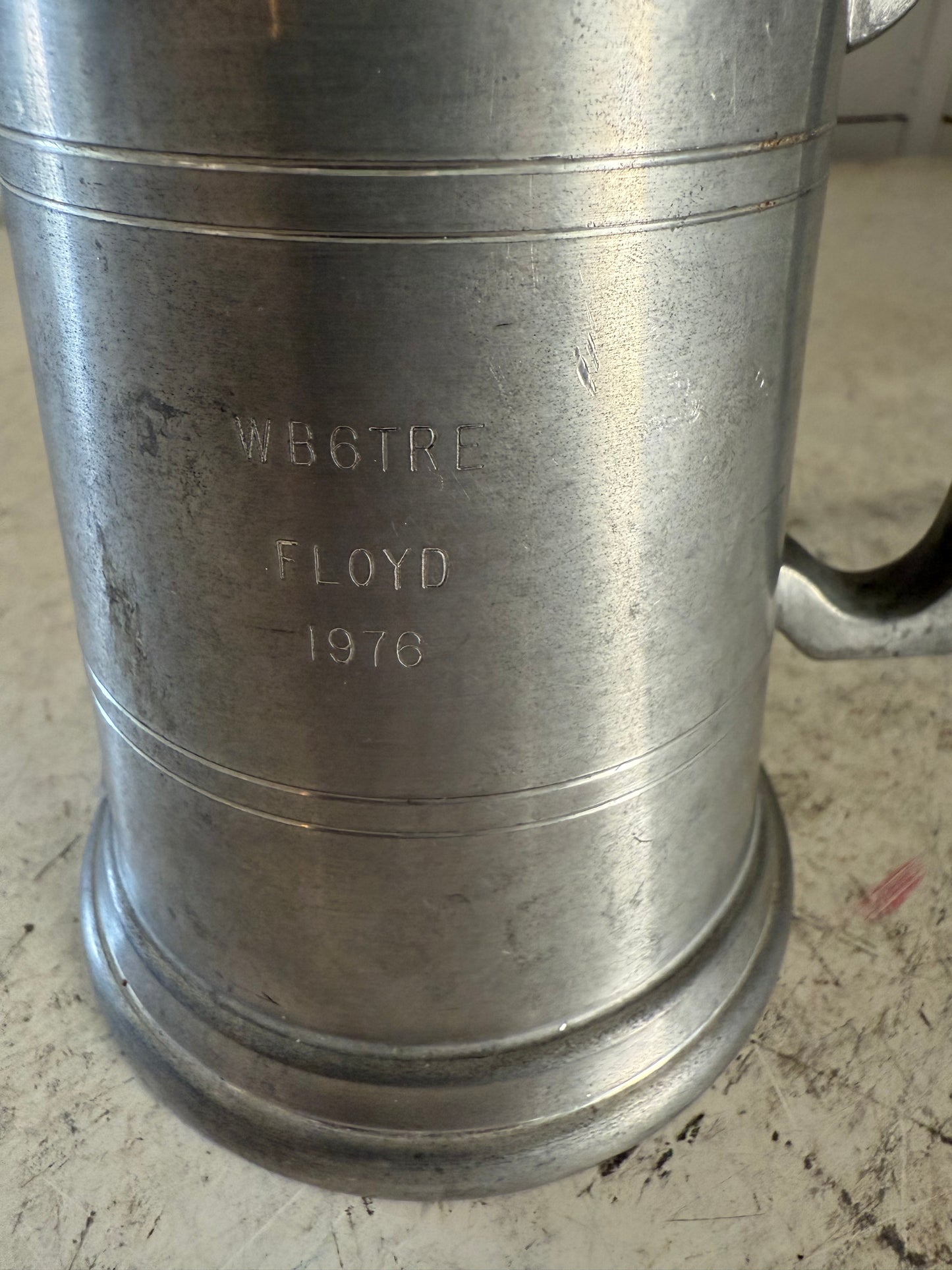 Engraved English pewter tankered with glass bottom