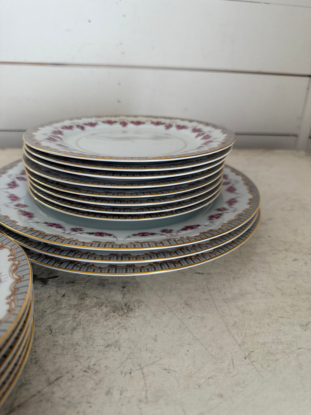 Noritake RIDGEWOOD #5201 China  Sold Individually