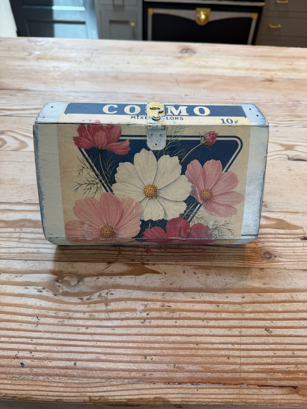 Medium Size Trinket Box with JRV Cosmo Floral Rice Paper Découpage