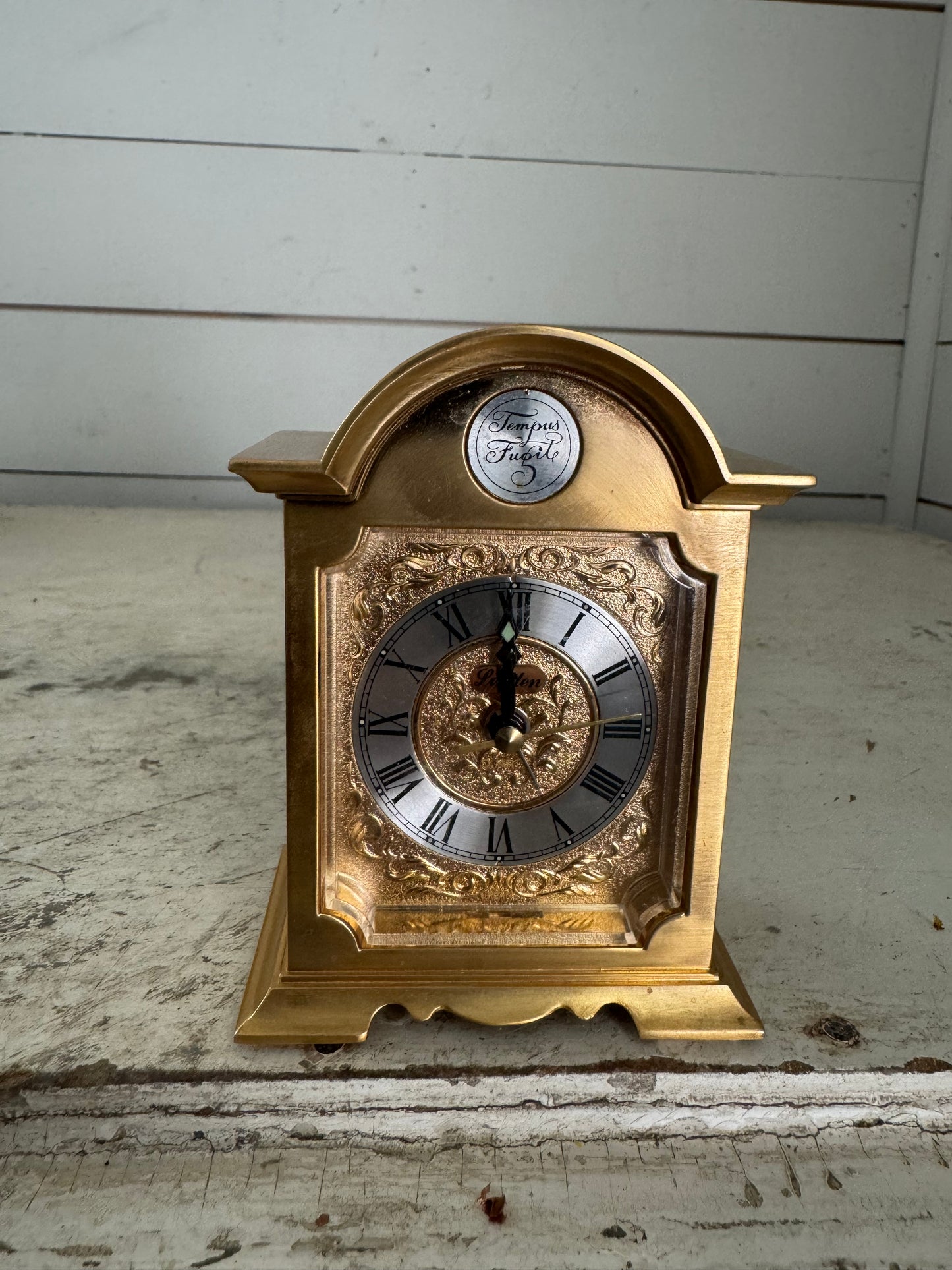 Small Tempus Fugit quartz table clock missing top handle