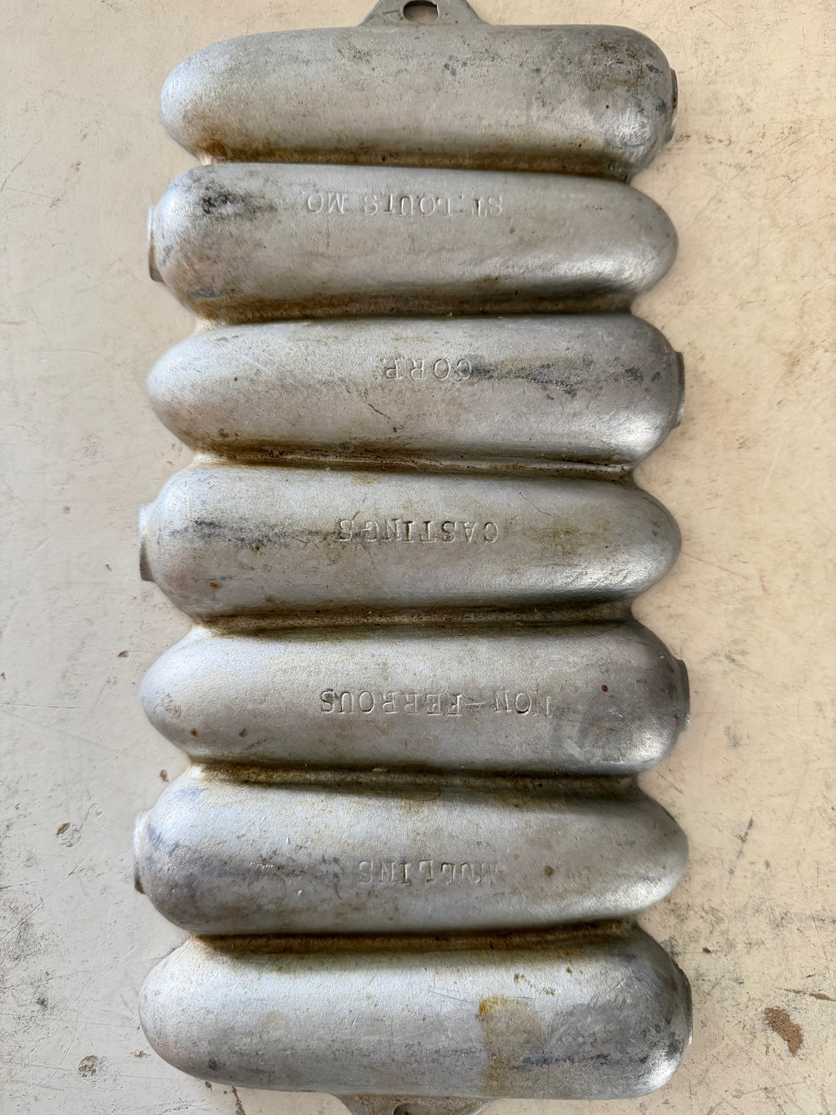 Vintage Aluminum Cornbread “Cornstick” pan