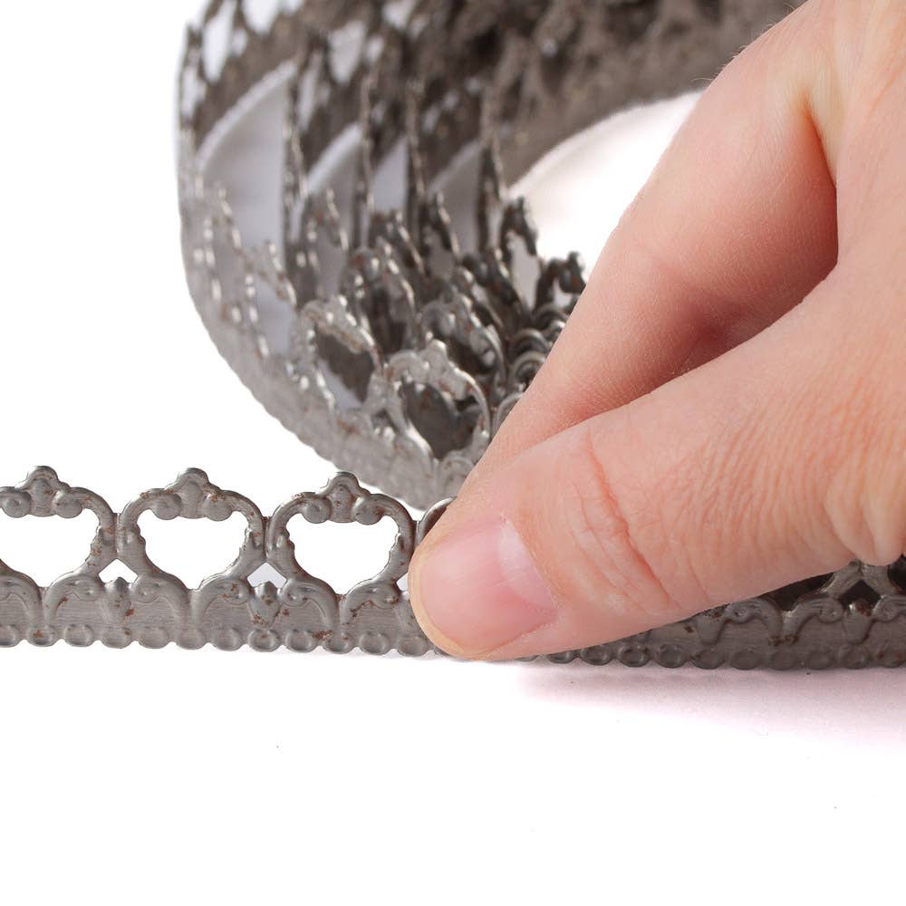 Flexible Stamped Heart Pattern Metal Lace Ribbon Border Trim 10-foot roll