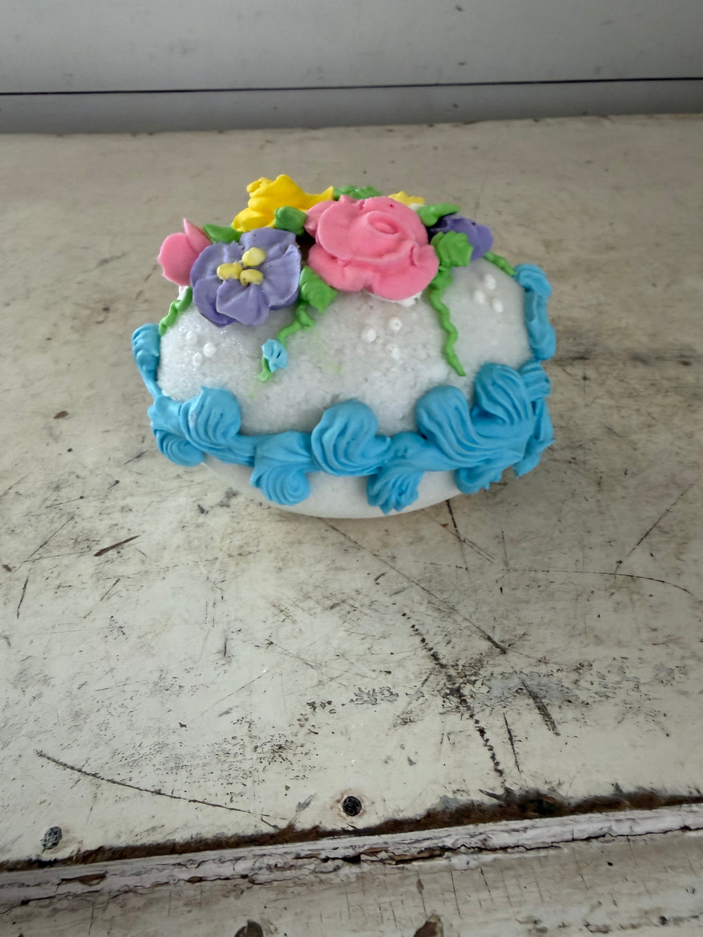 Vintage Panoramic Sugar Easter Egg