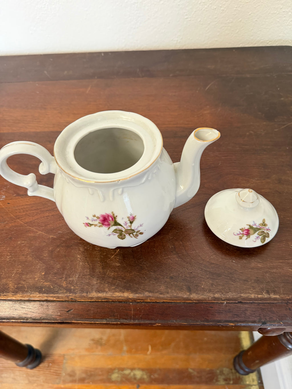 Vintage Rose Music Box Tea Pot