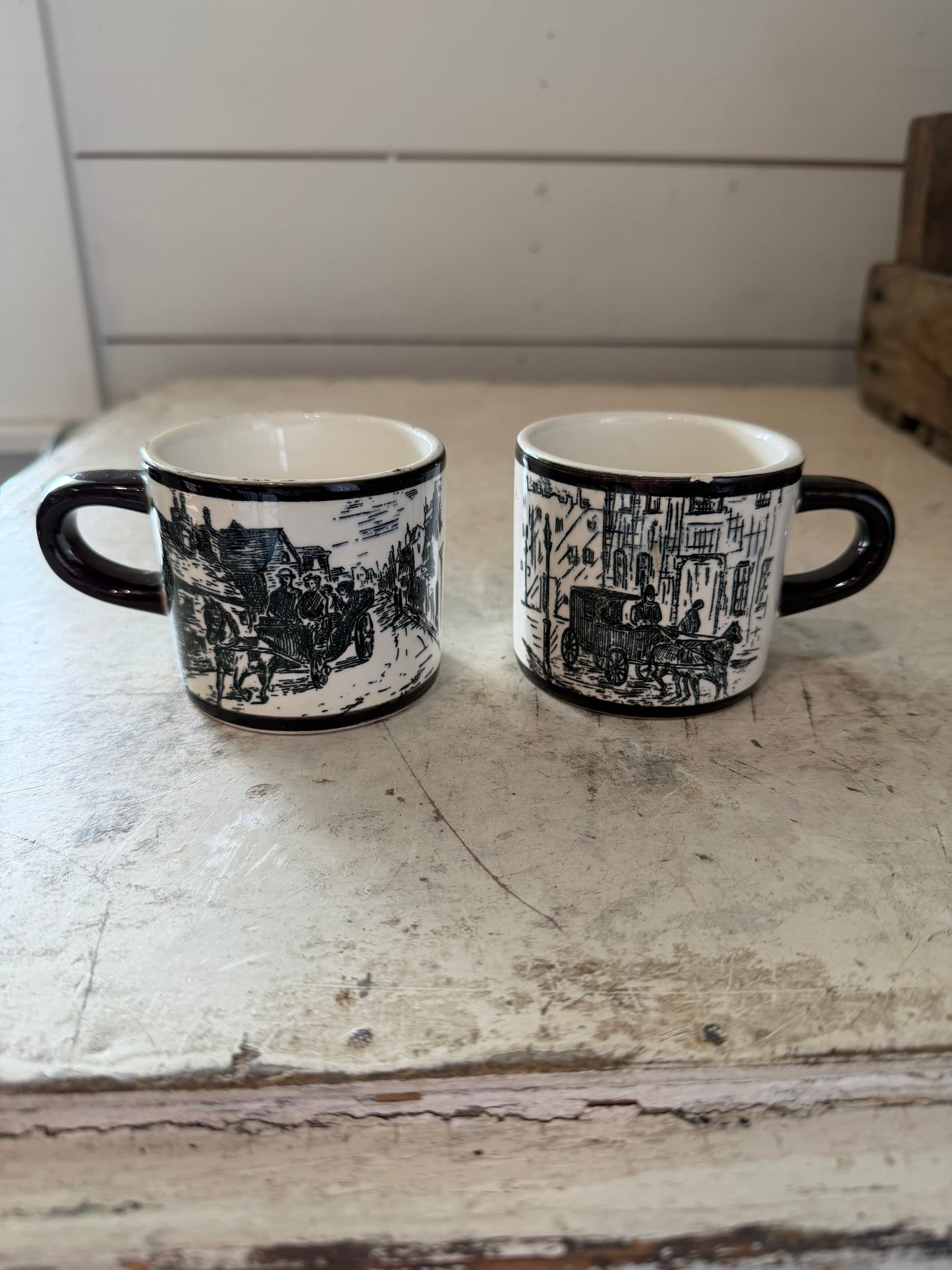 Vintage country scene mugs - set of 2 has small chips