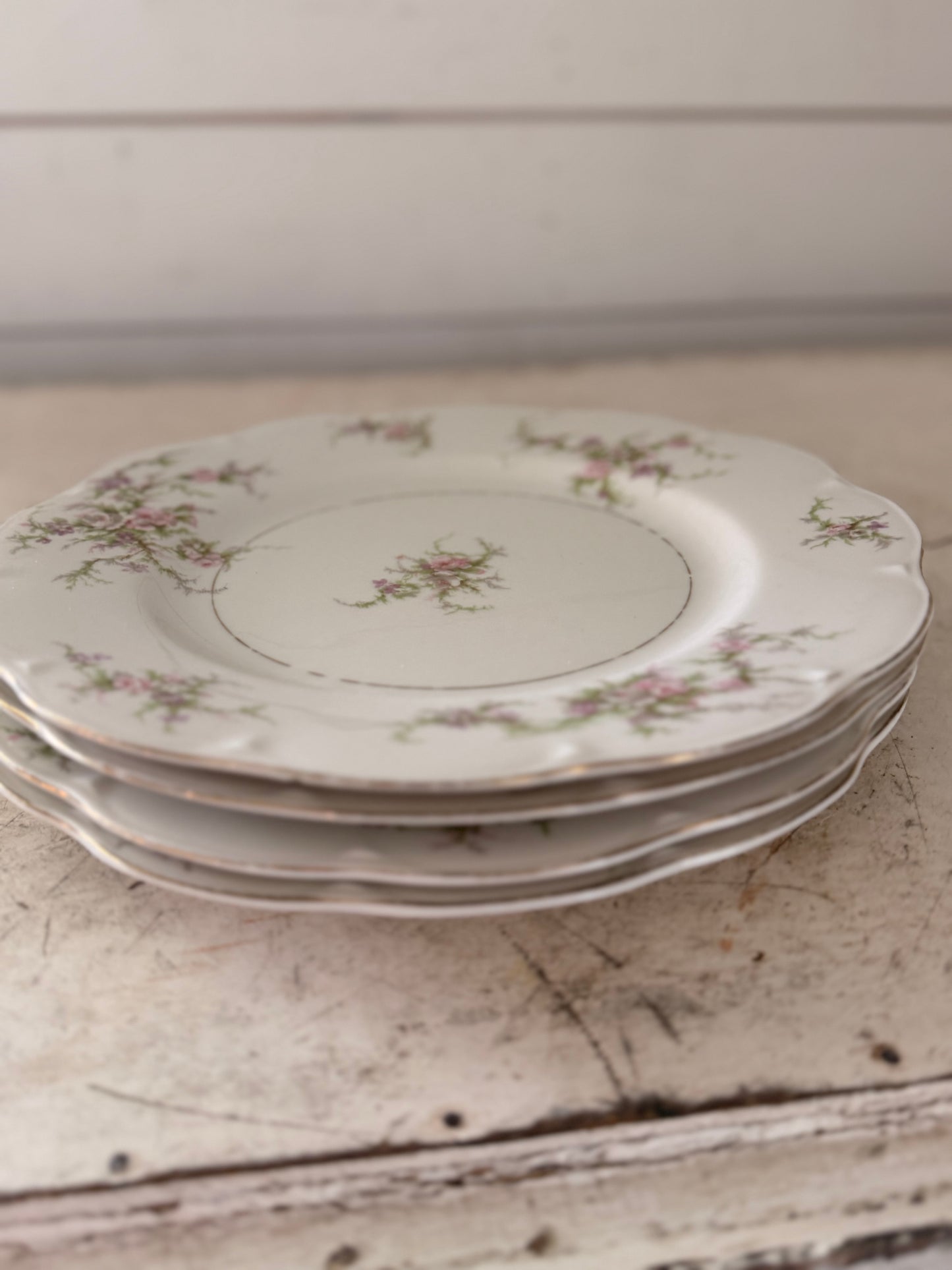 Vintage Haviland New York dinner plate in the Rosalinde - sold individually