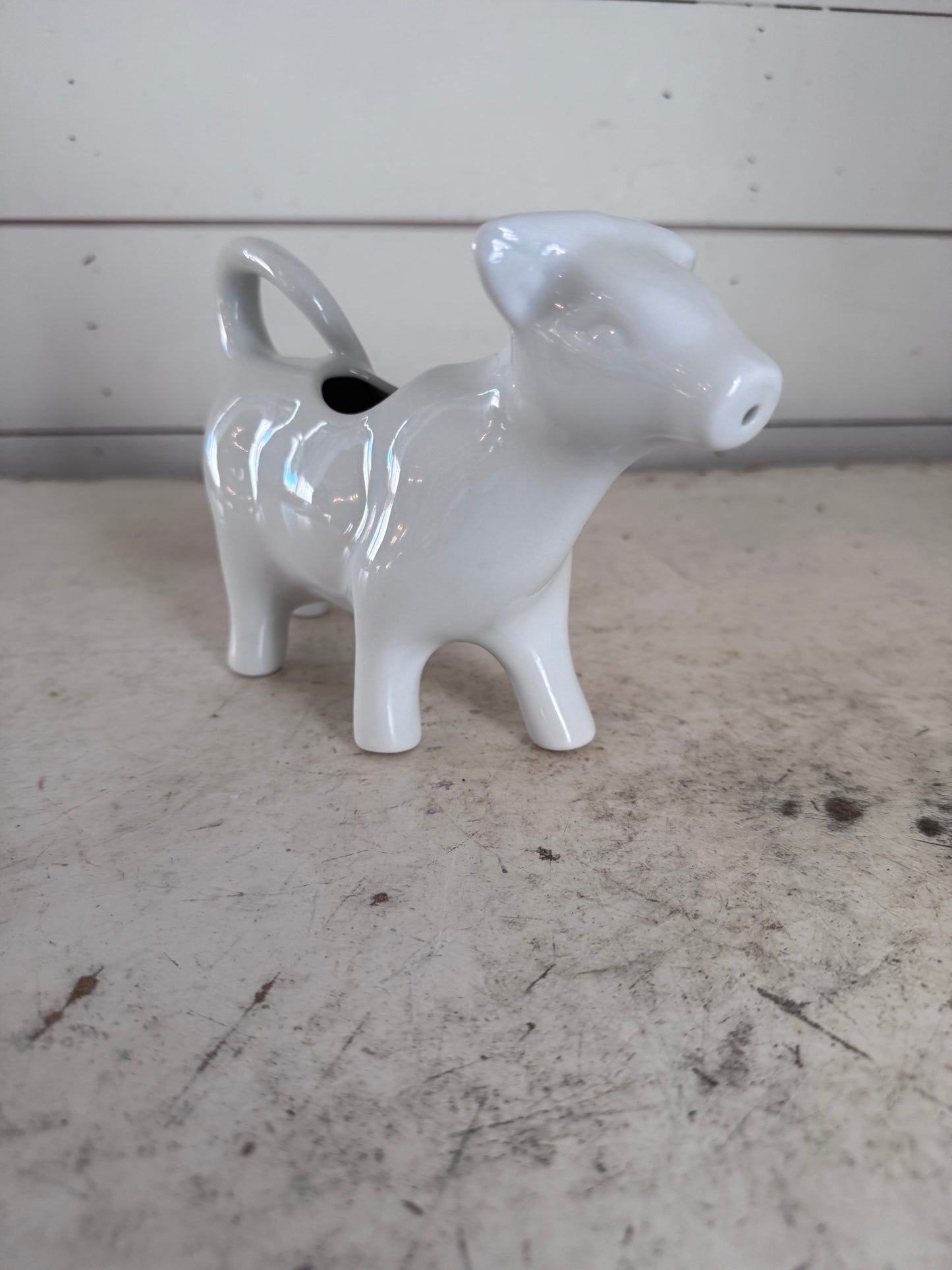 Cow creamer