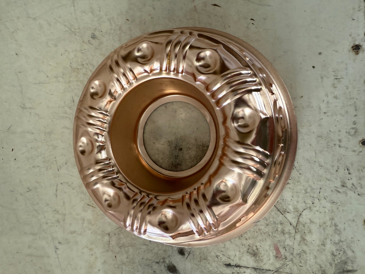 Vintage Coppertone Jell-O mold, lighter copper color