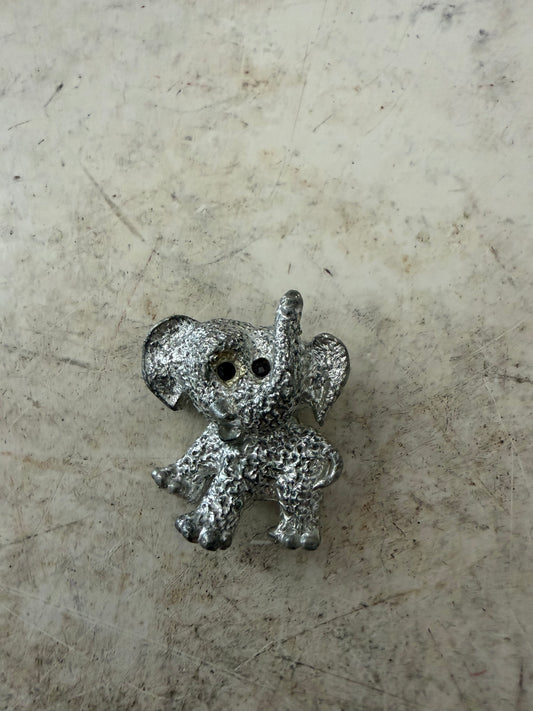 Silver Tone Small Elephant with Rhinestone Eyes Pin / Brooch