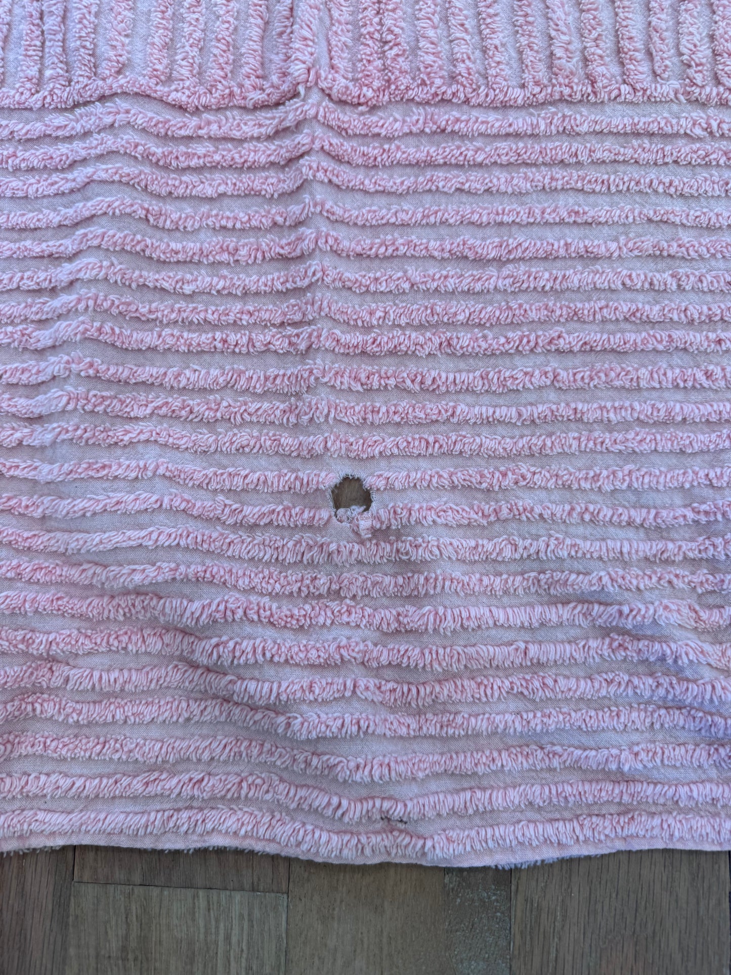 Pink Chenille quilt, has some wear and tear Queen