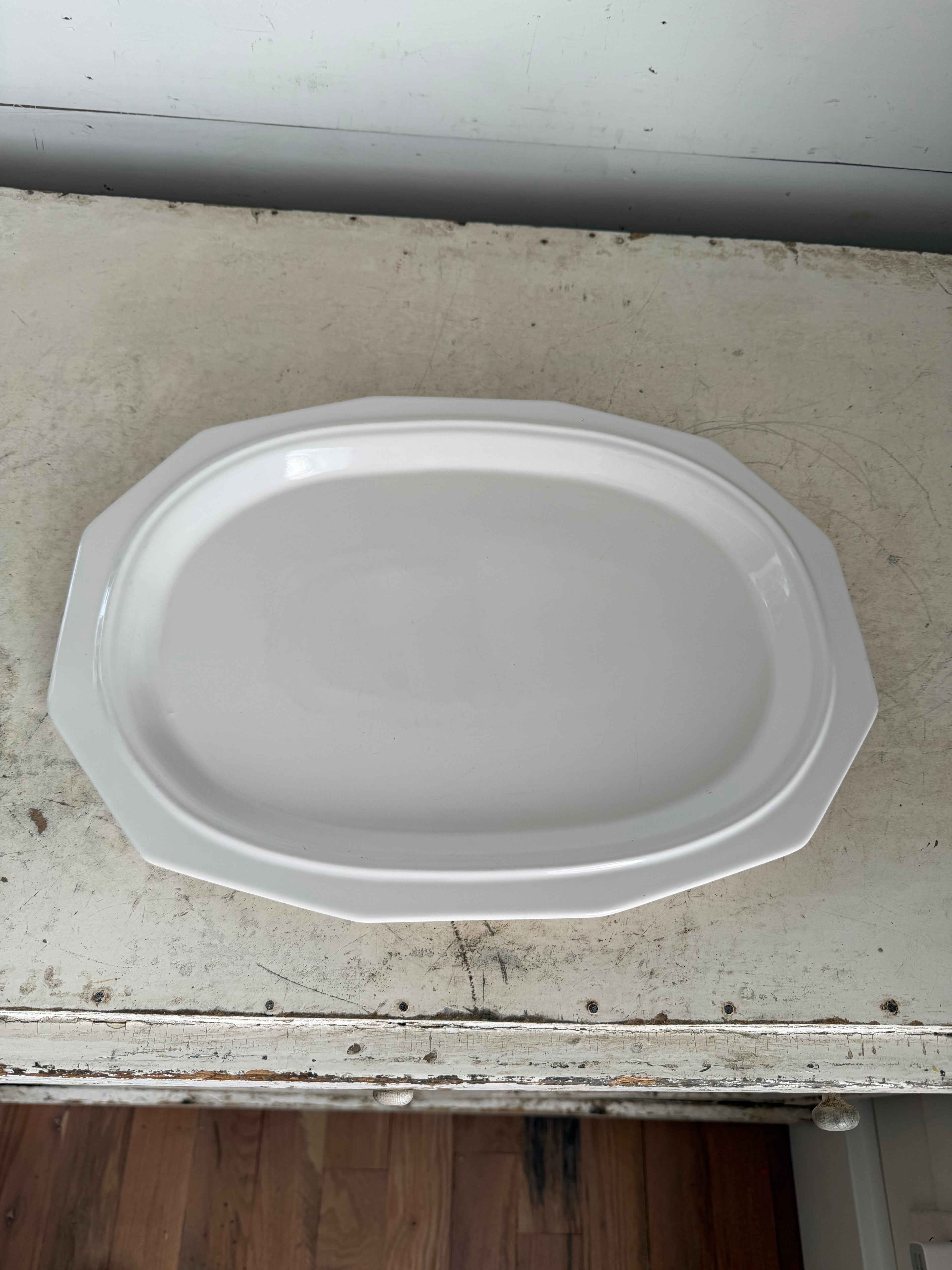 White Pfaltzgraff Edge Platter