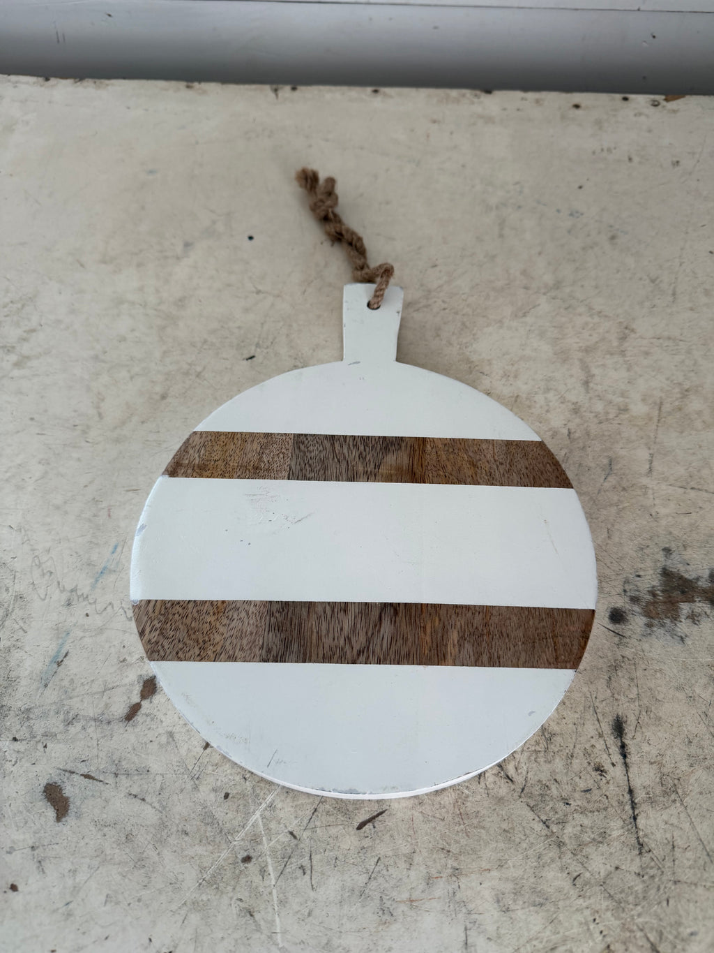 Mango wood Round Cutting Board - Will Get Makeover