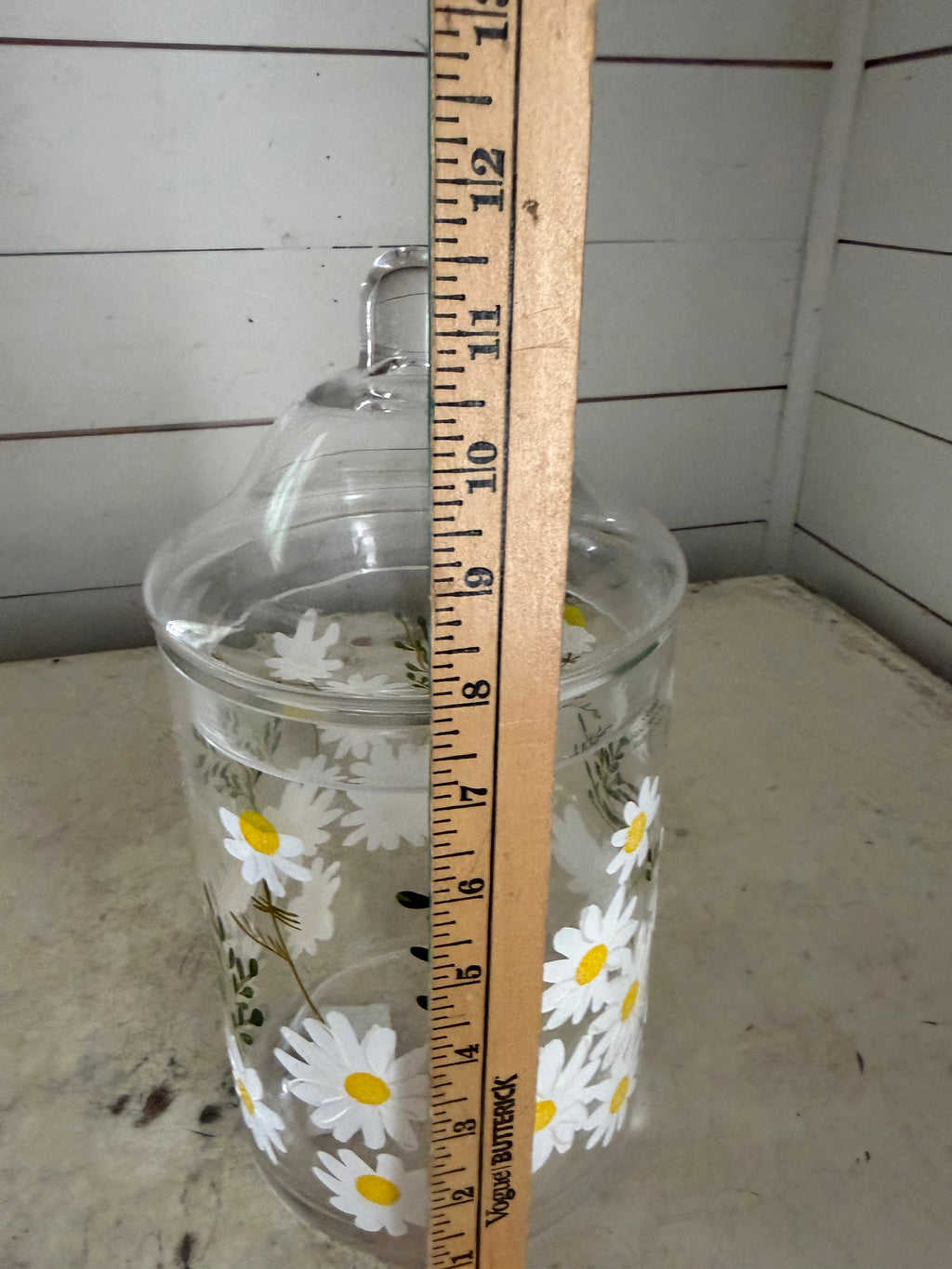 Apothecary jar with handpainted daisies