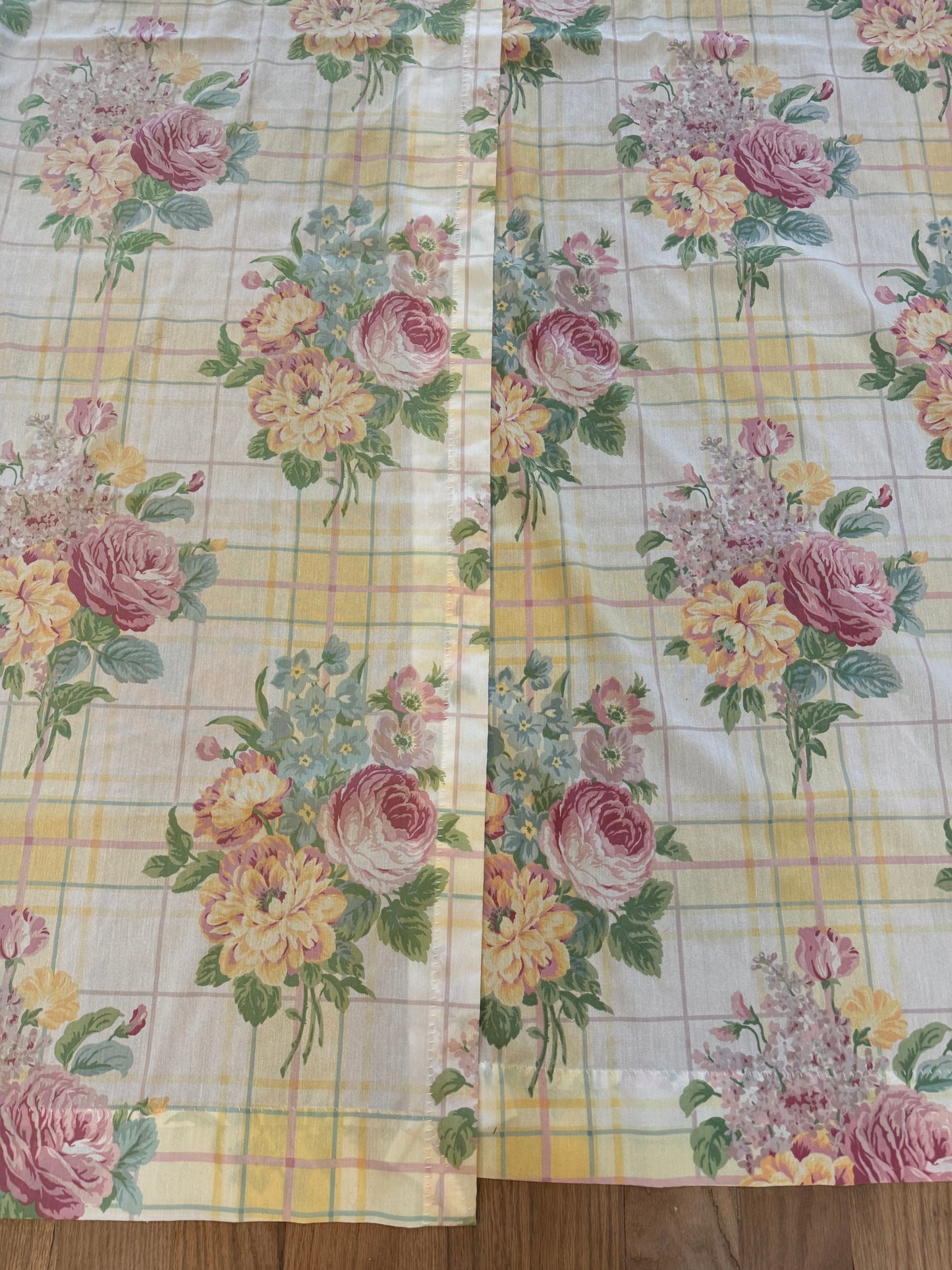 Vintage Floral Curtain Panels Set