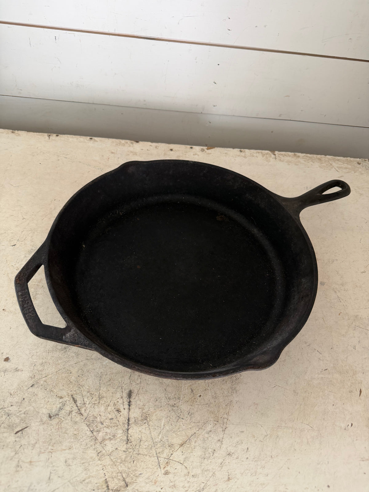 Vintage Lodge skillet