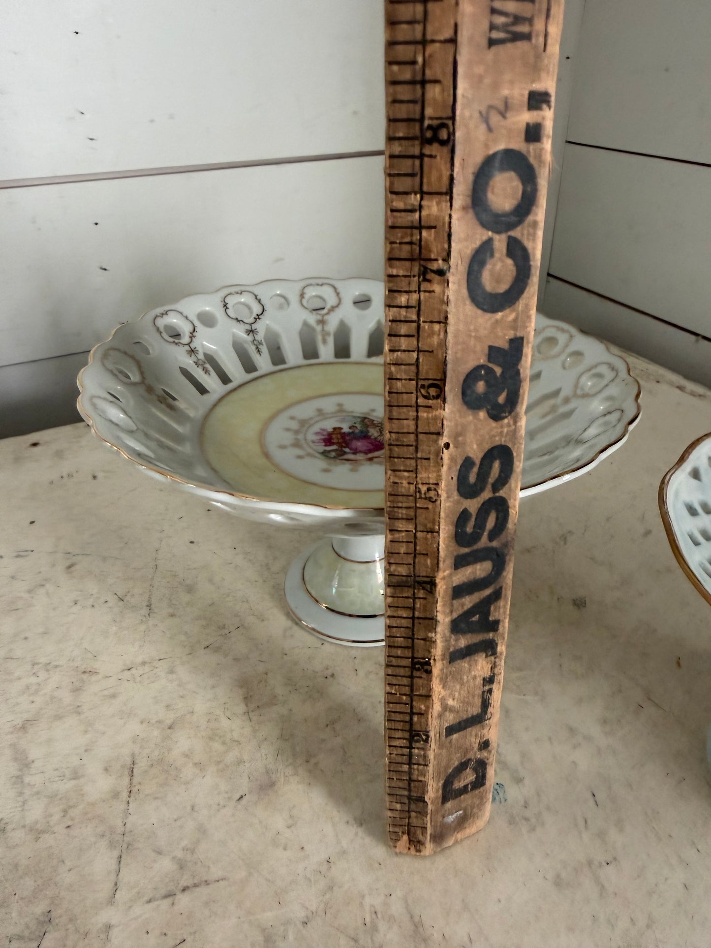 Porcelain pedestal sold individually